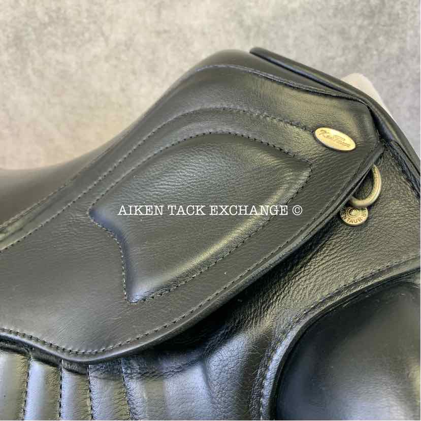 **SOLD** 2018 Kentaur Ithaka AP Monoflap Dressage Saddle, 17.5" Seat, Medium Wide Tree, Wool Flocked Panels
