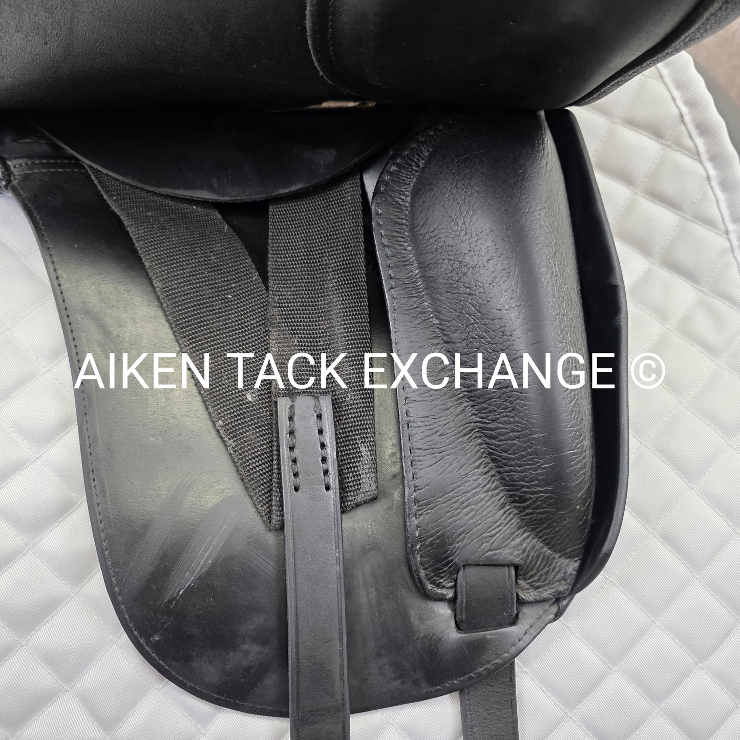 2000 Schleese JES Advanced Dressage Saddle, 17" Seat, M/MW Tree, Wool Flocked Panels