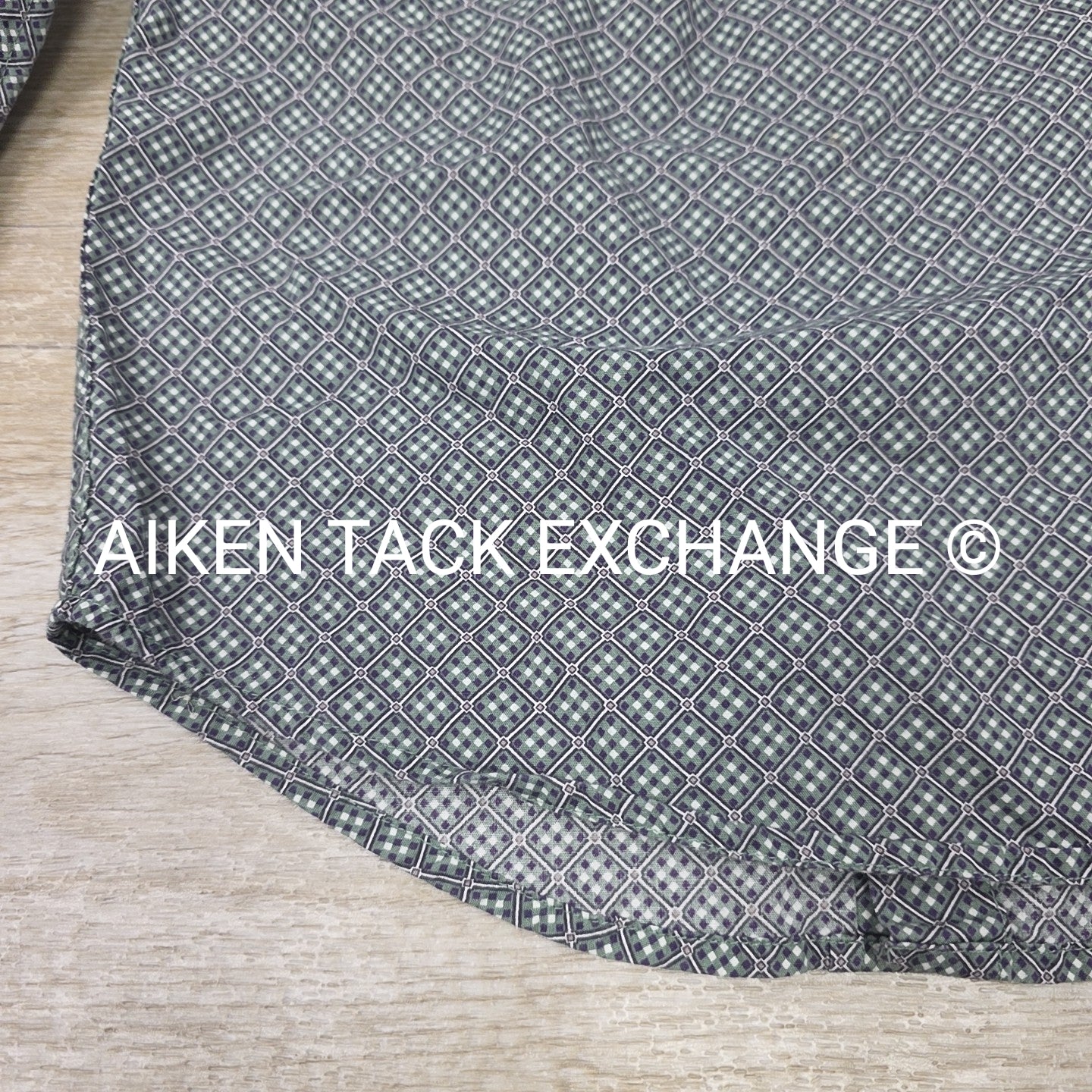 Cinch Long Sleeve Button Up Shirt, Size Small