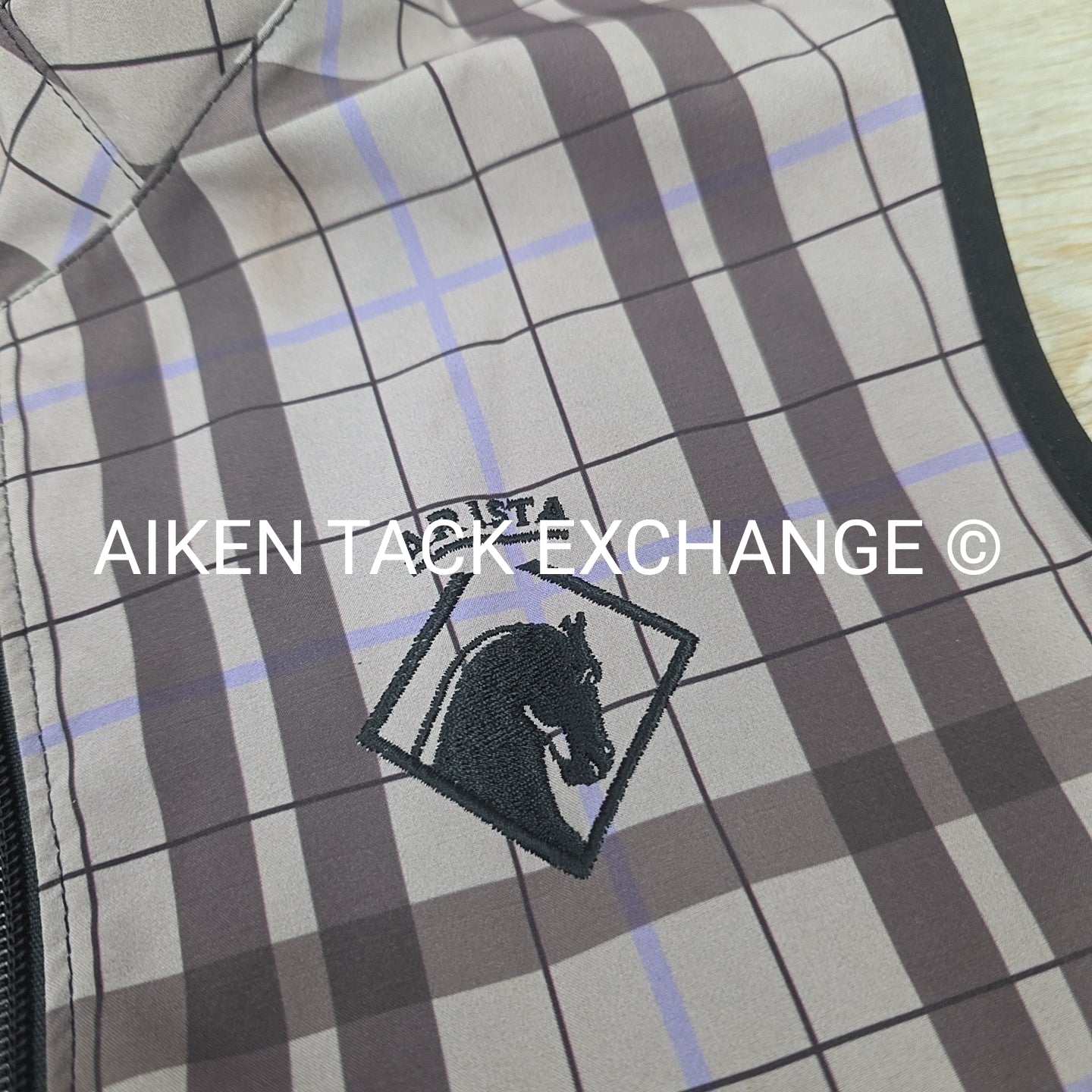 Arista Vest, Size Medium