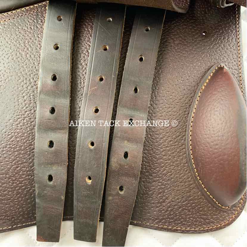 2023 CWD SE32 2GS Mademoiselle Close Contact Jump Saddle, 17.5" Seat - S2, 2L Flap, Dynamik Flex Tree - Medium, Foam Panels, Full Buffalo Leather