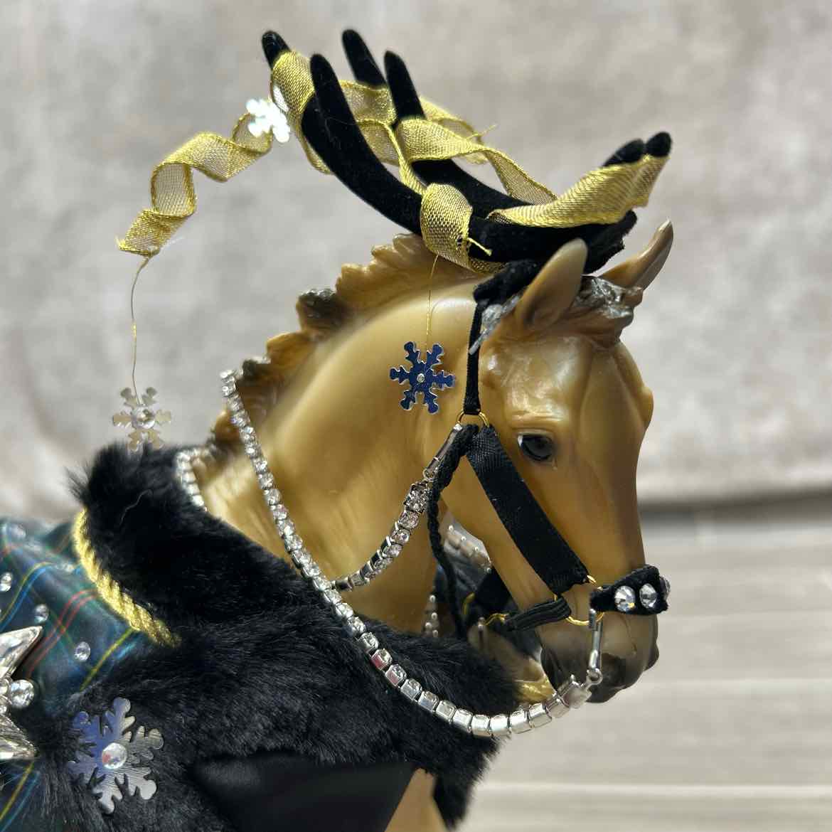 Breyer Brown Prancing Stallion with Holiday Blanket