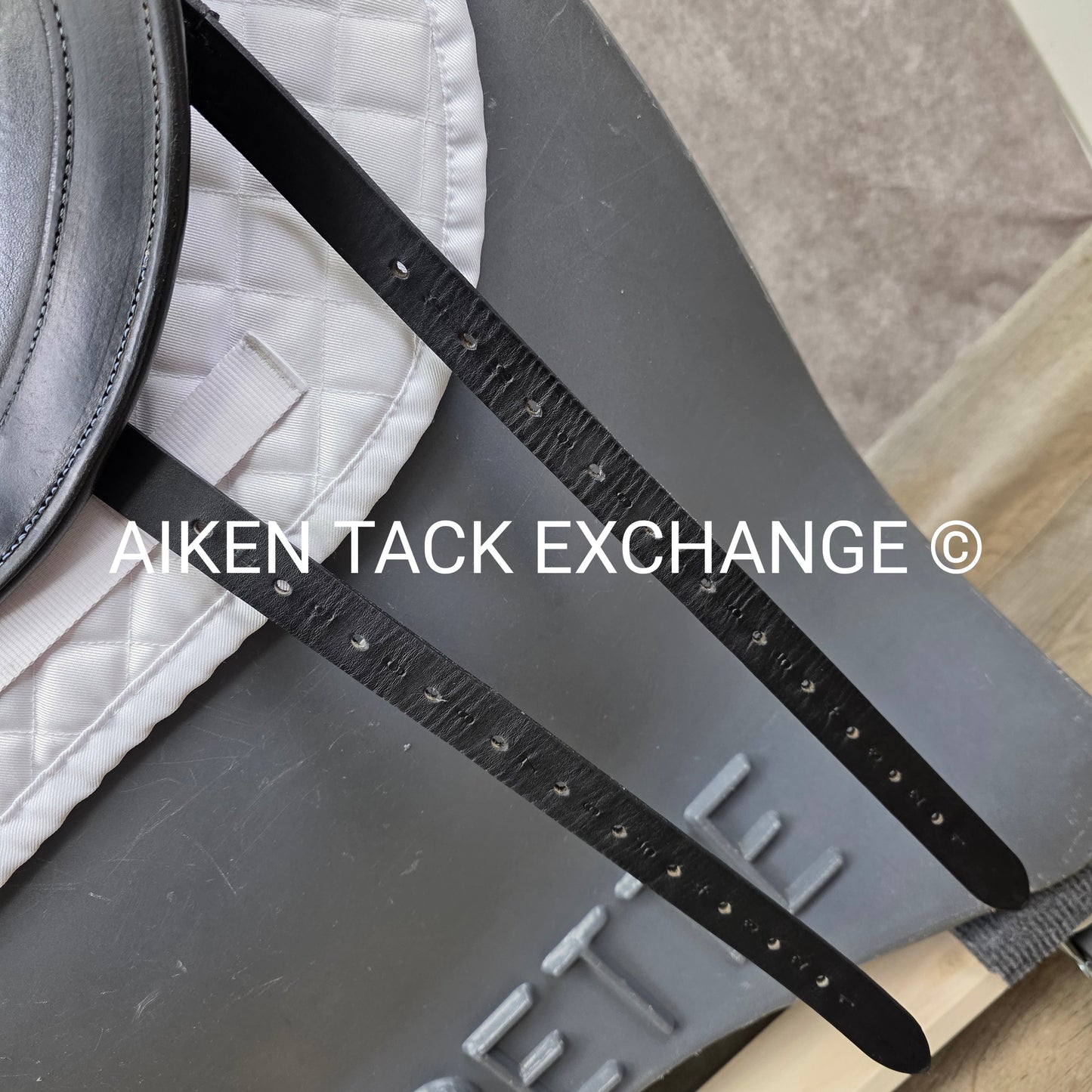 2019 Trilogy Allegiance Monoflap Dressage Saddle, 18" Seat, Medium Wide Tree, Wool Flocked Panels