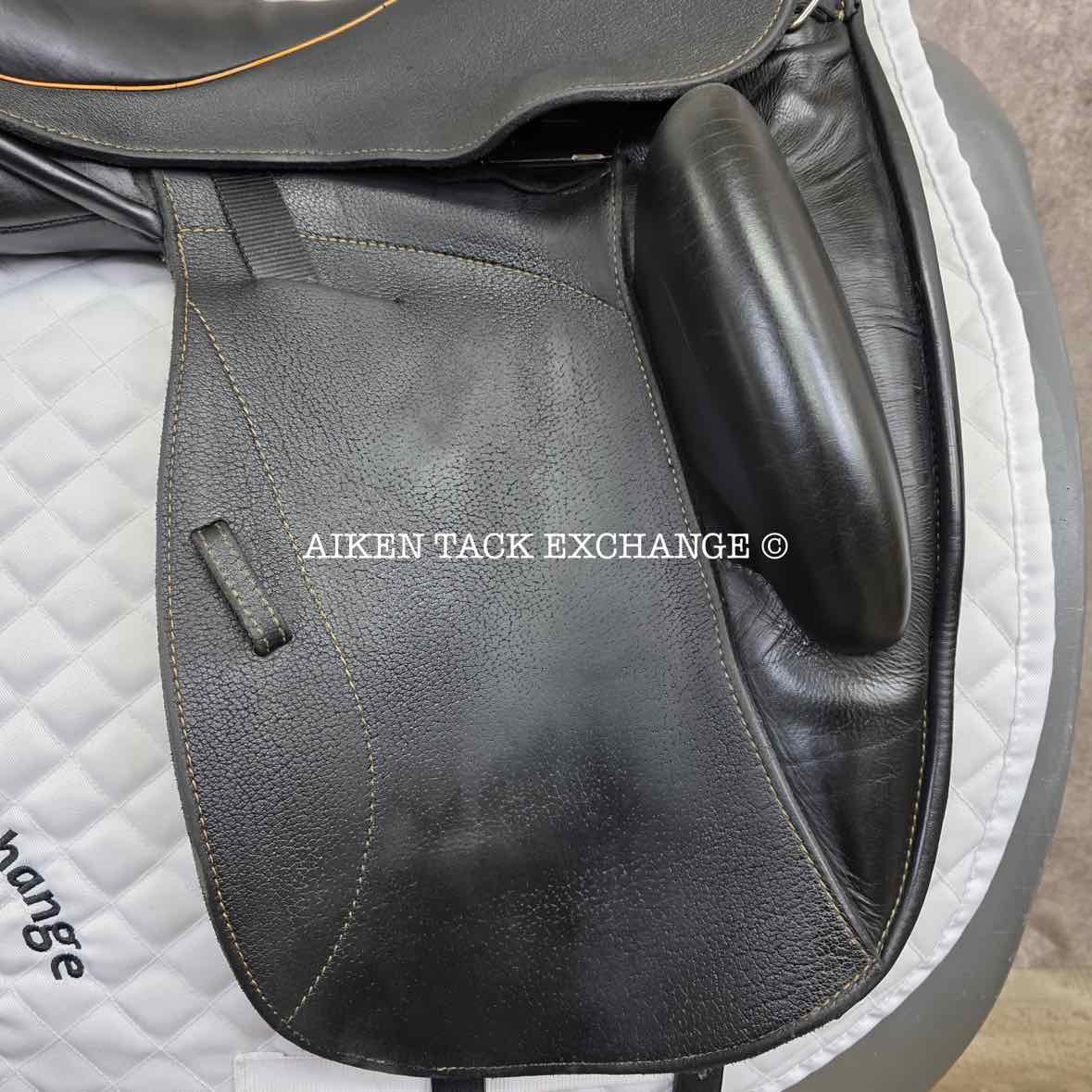 2013 Custom Saddlery Icon Star Monoflap Dressage Saddle, 18" Seat, Adjustable Tree, Wool Flocked Panels
