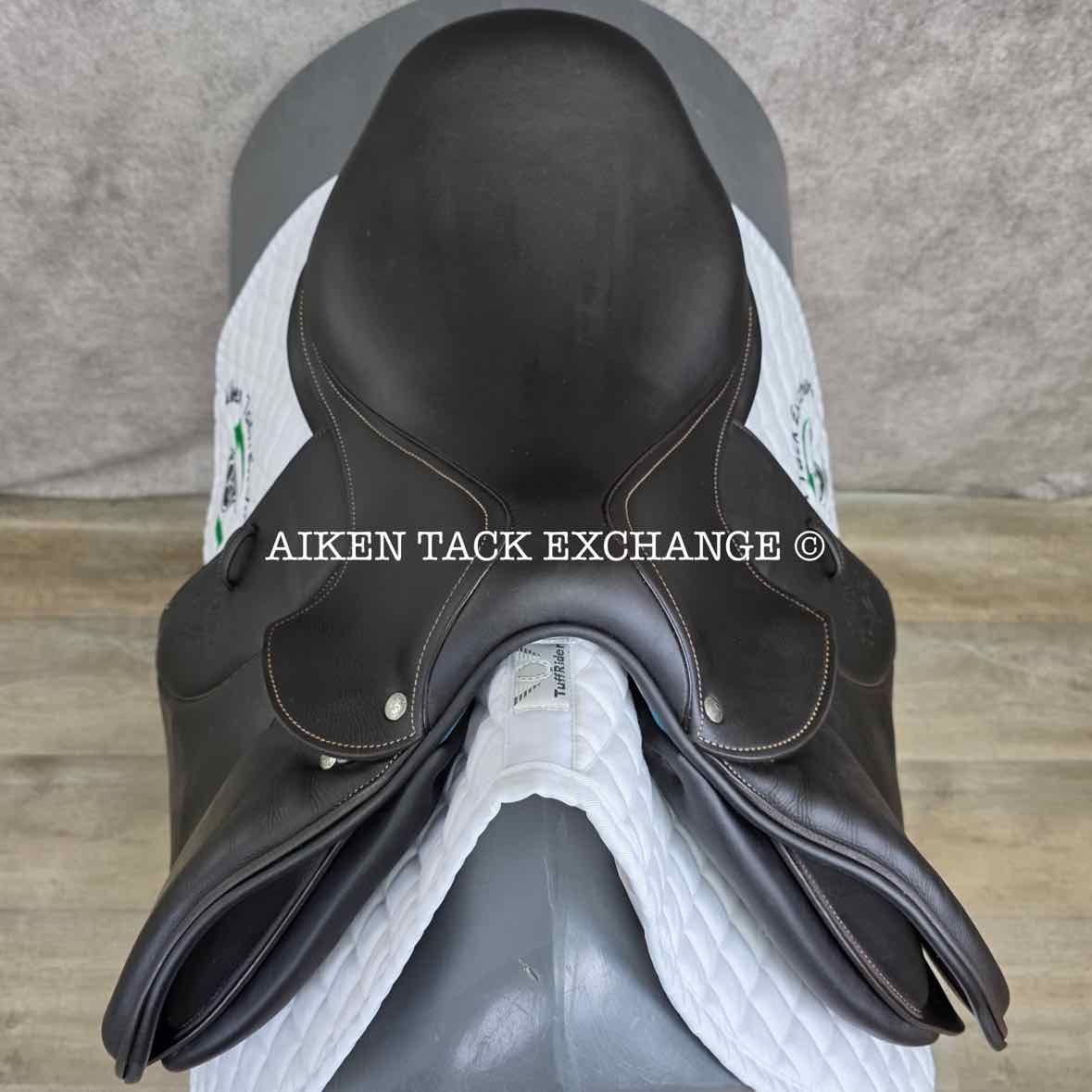 2021 Voltaire Stuttgart Jump Saddle, 17" Seat, 2A Flap, Medium Wide Tree, PRO Panels, Full Buffalo Leather