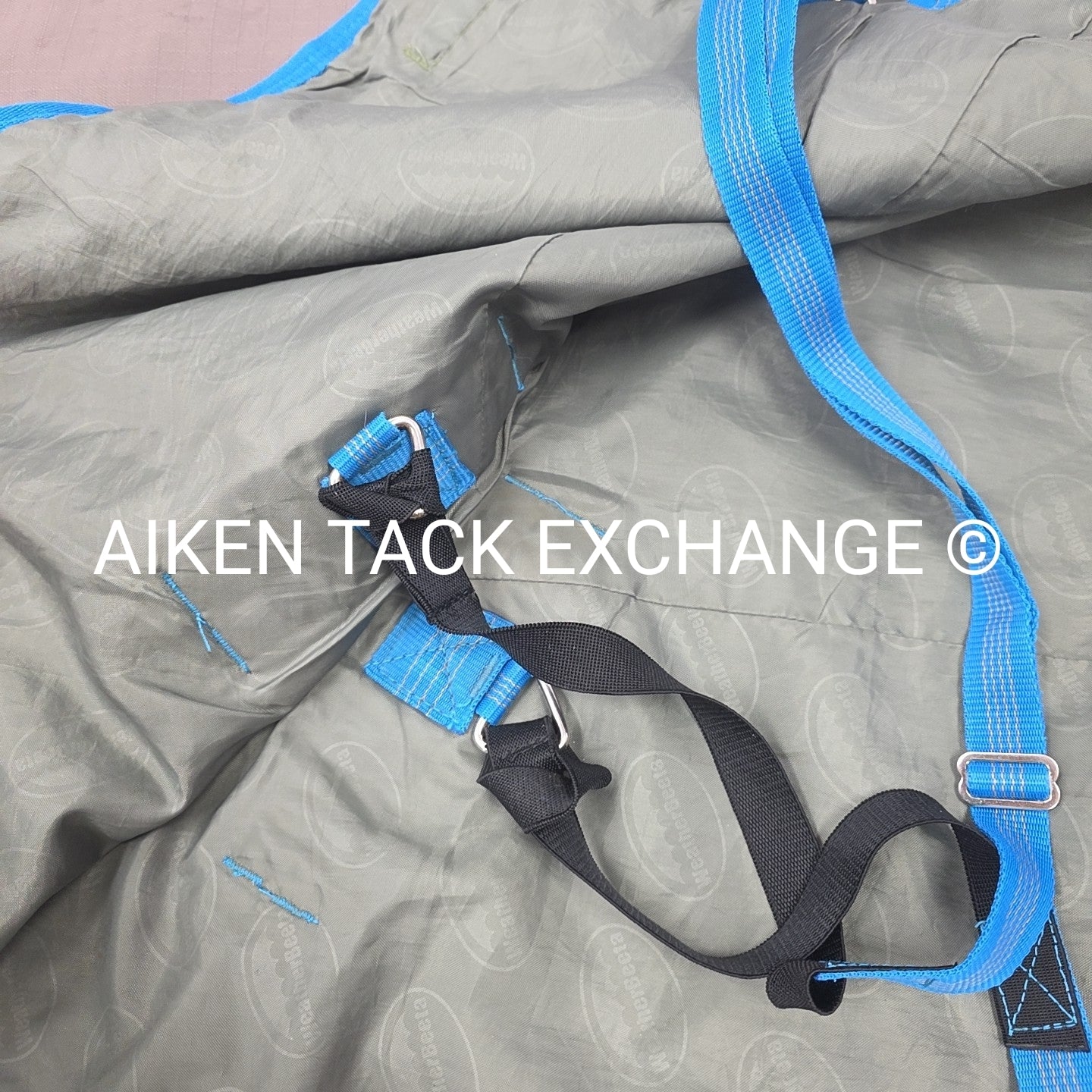 Weatherbeeta 0g fil Standard Neck 1200D Turnout Blanket 81"