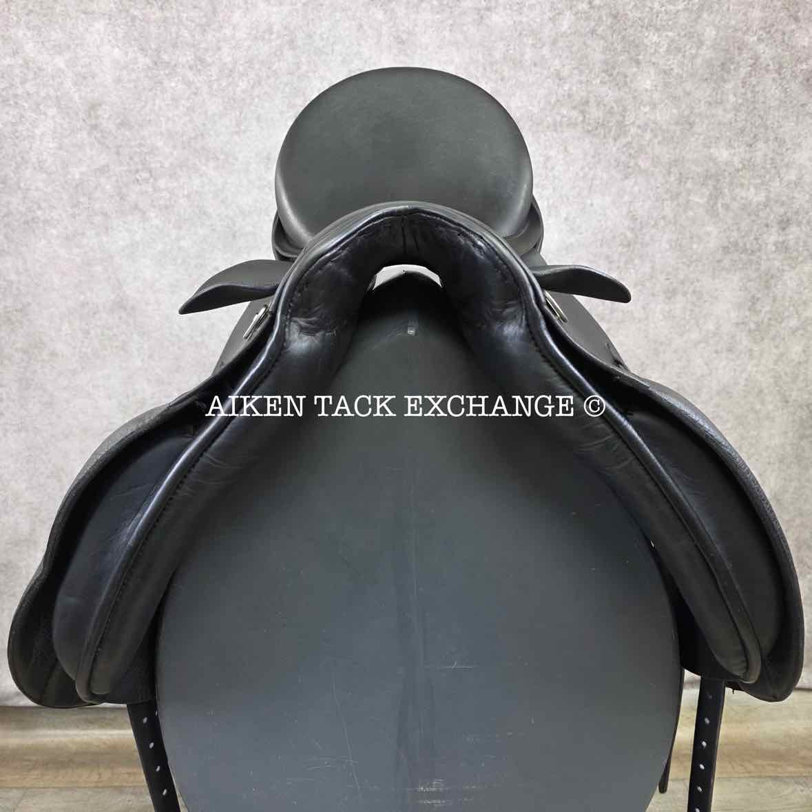 2005 Passier Grand Gilbert Dressage Saddle, 17" Seat, Medium Wide Tree, Wool Flocked Panels