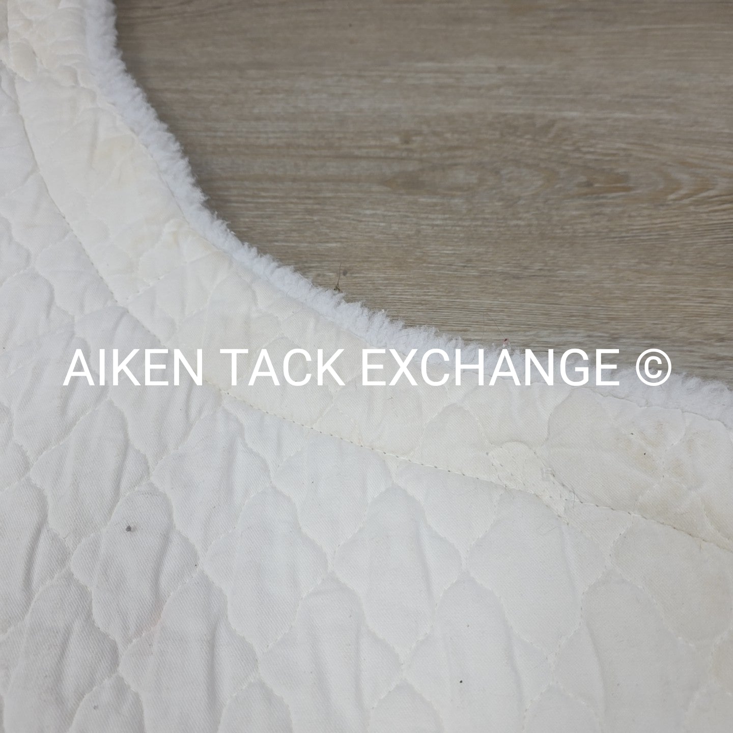 Toklat Medallion Contour Fleece Saddle Pad