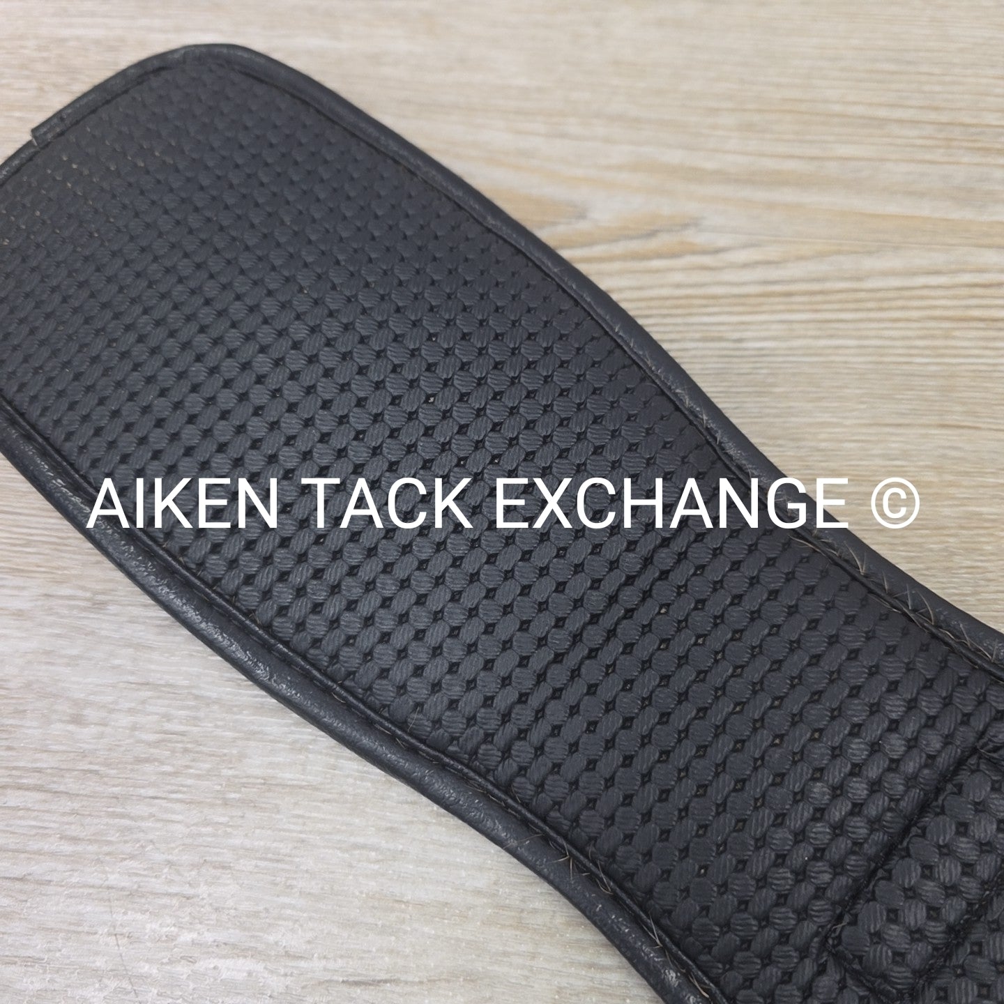 HFP Synthetic Dressage Girth, Black, 22"