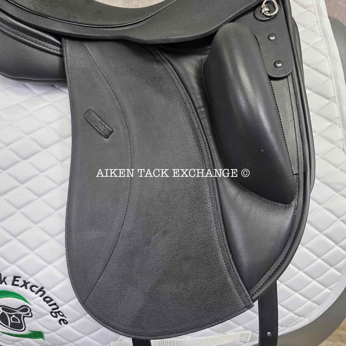 2025 Custom Saddlery Wolfgang Constanze 2 Monoflap Dressage Saddle, 17.5" Seat, Adjustable Tree, Wool Flocked Panels