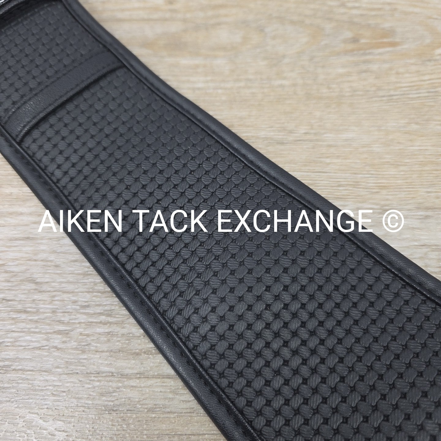 Wintec Chafeless Dressage Girth, Black, 32"