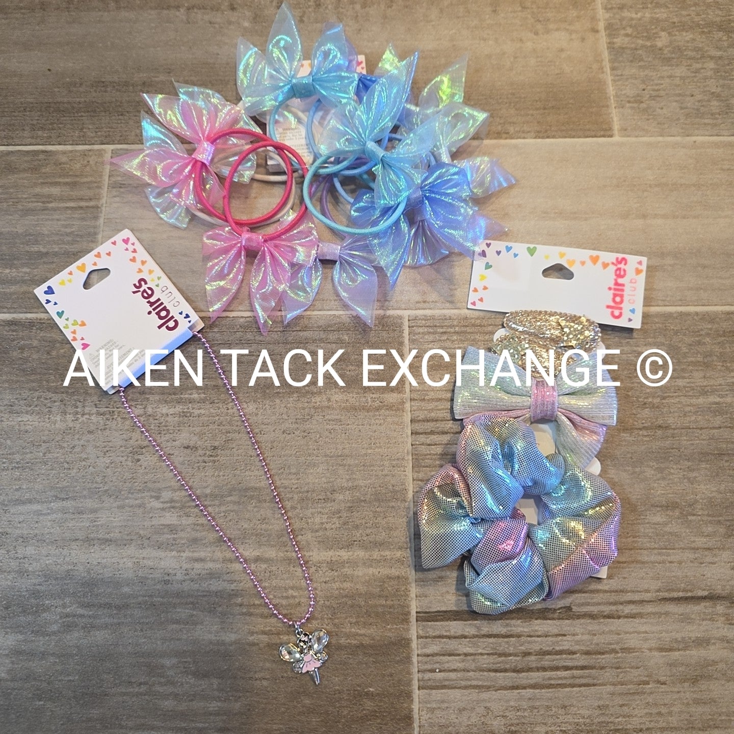 Claire's Club Bundle - 2 Hair Clips, 1 Scrunchie, 1 Set of Hair Ties, 1 Necklace