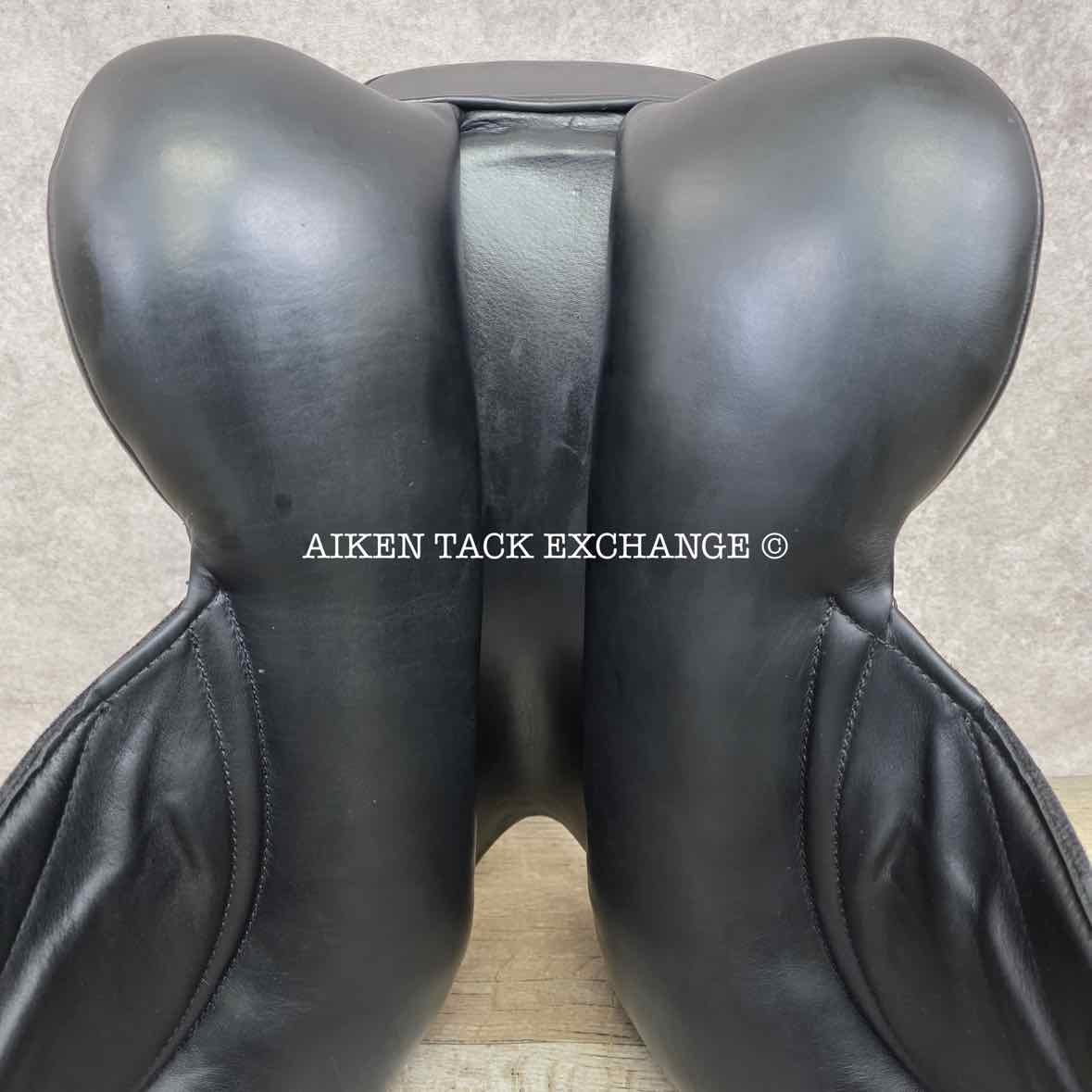 2018 Custom Saddlery Wolfgang Matrix Monoflap Dressage Saddle, 18" Seat, Adjustable Tree, Wool Flocked Panels