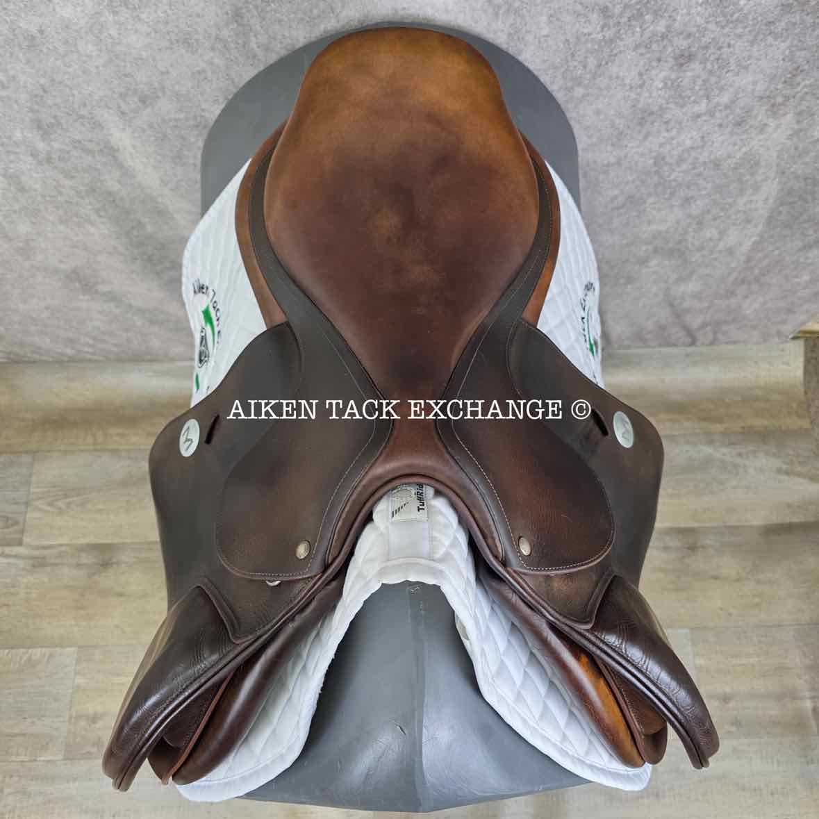 **SOLD** 2013 Meyer Act 1 Close Contact Jump Saddle, 18" Seat, Medium Tree, Foam Panels