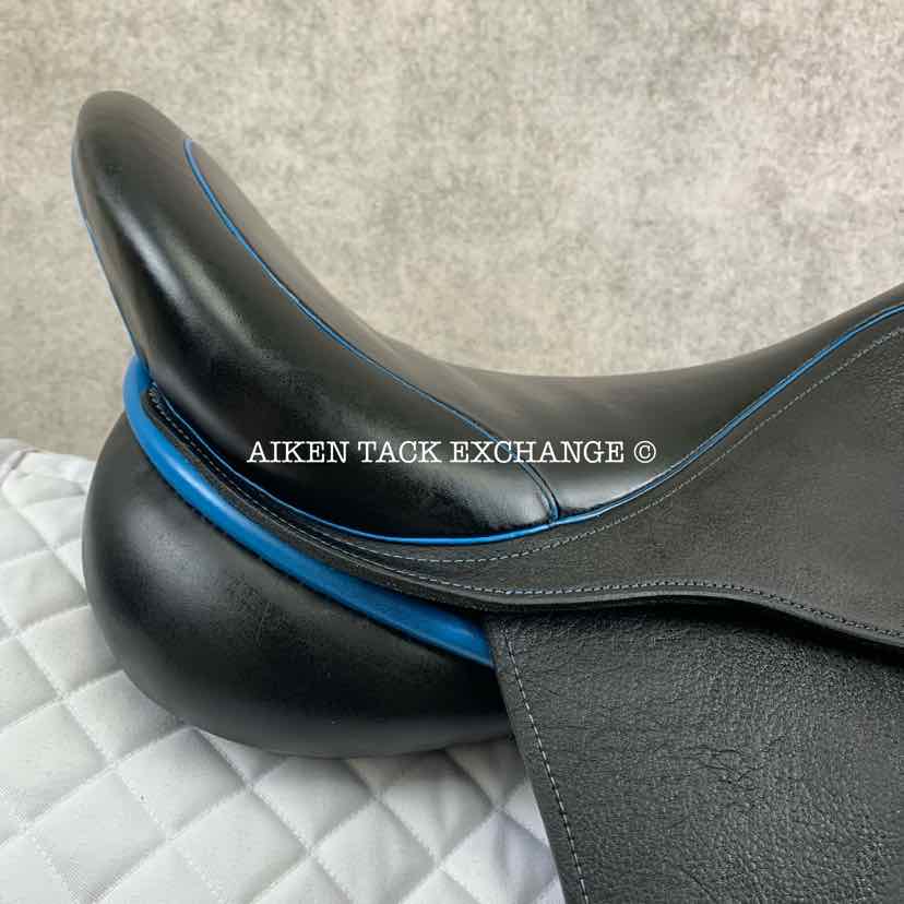 2022 Fluff's Saddlery Dressage Saddle, 17" Seat, Medium Wide Tree, Wool Flocked Panels with Shoulder Relief, Buffalo Leather