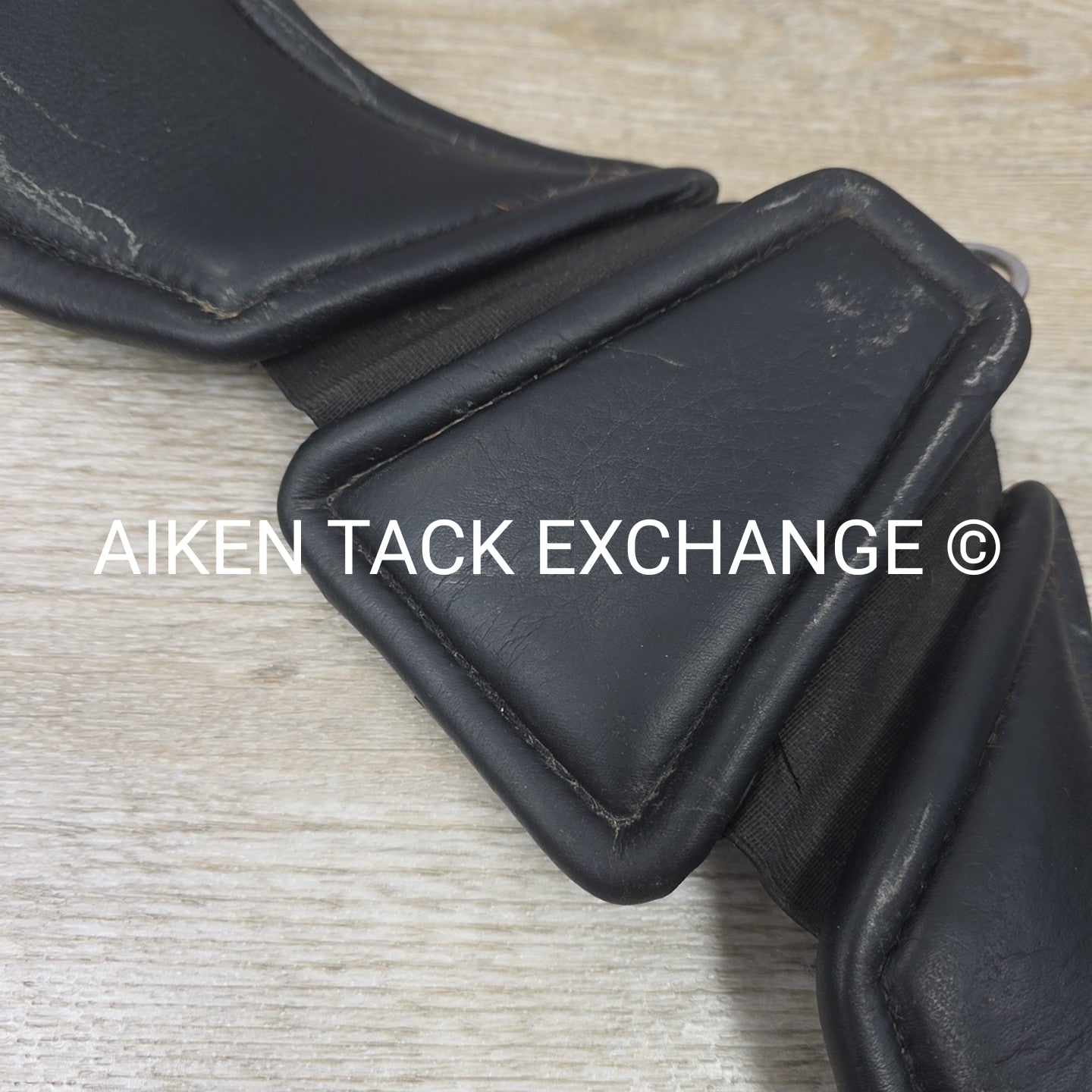 Total Saddle Fit StretchTec Shoulder Relief Girth with Leather Liner, Black, 20"