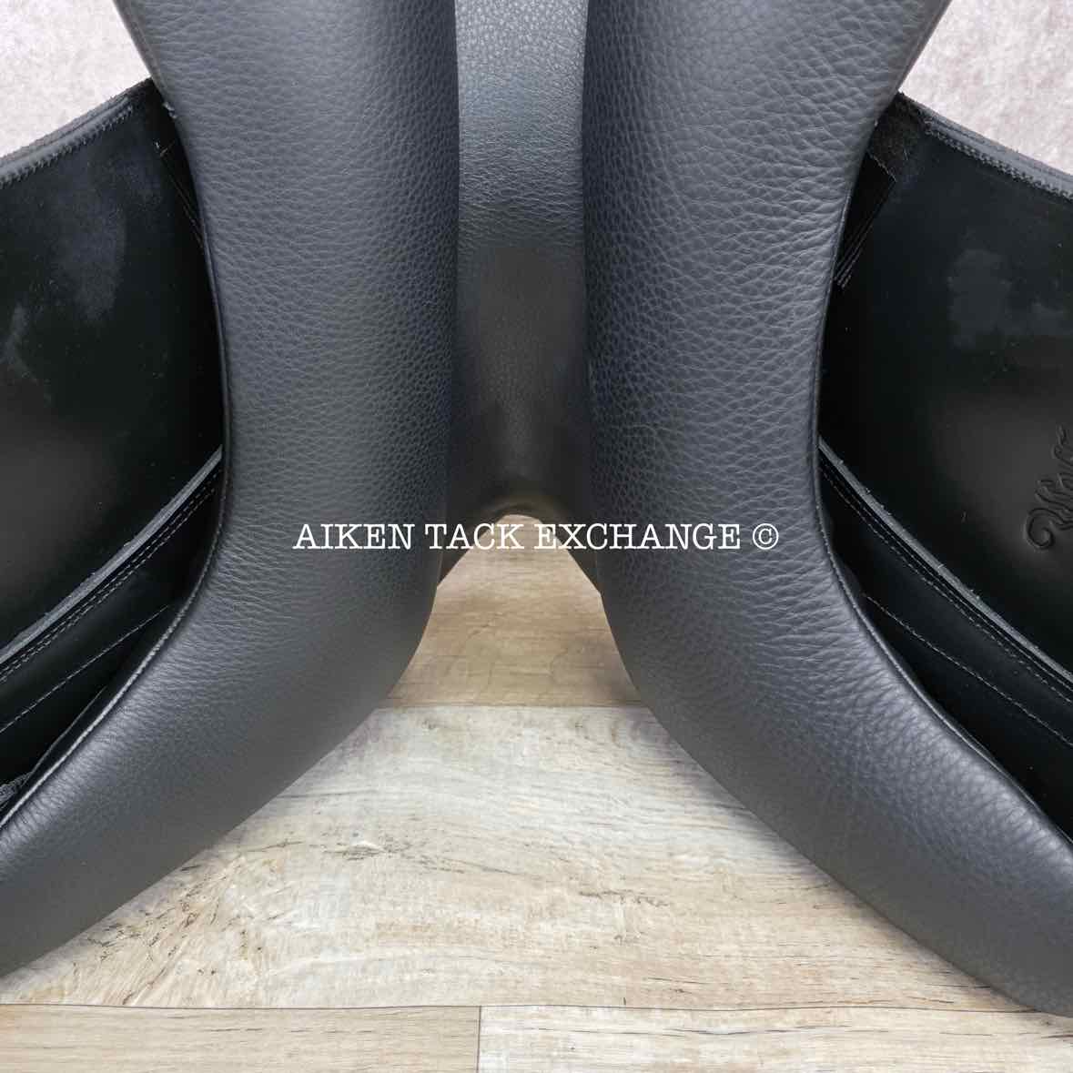 2025 Custom Saddlery Wolfgang Constanze 2 Monoflap Dressage Saddle, 17.5" Seat, Adjustable Tree, Wool Flocked Panels