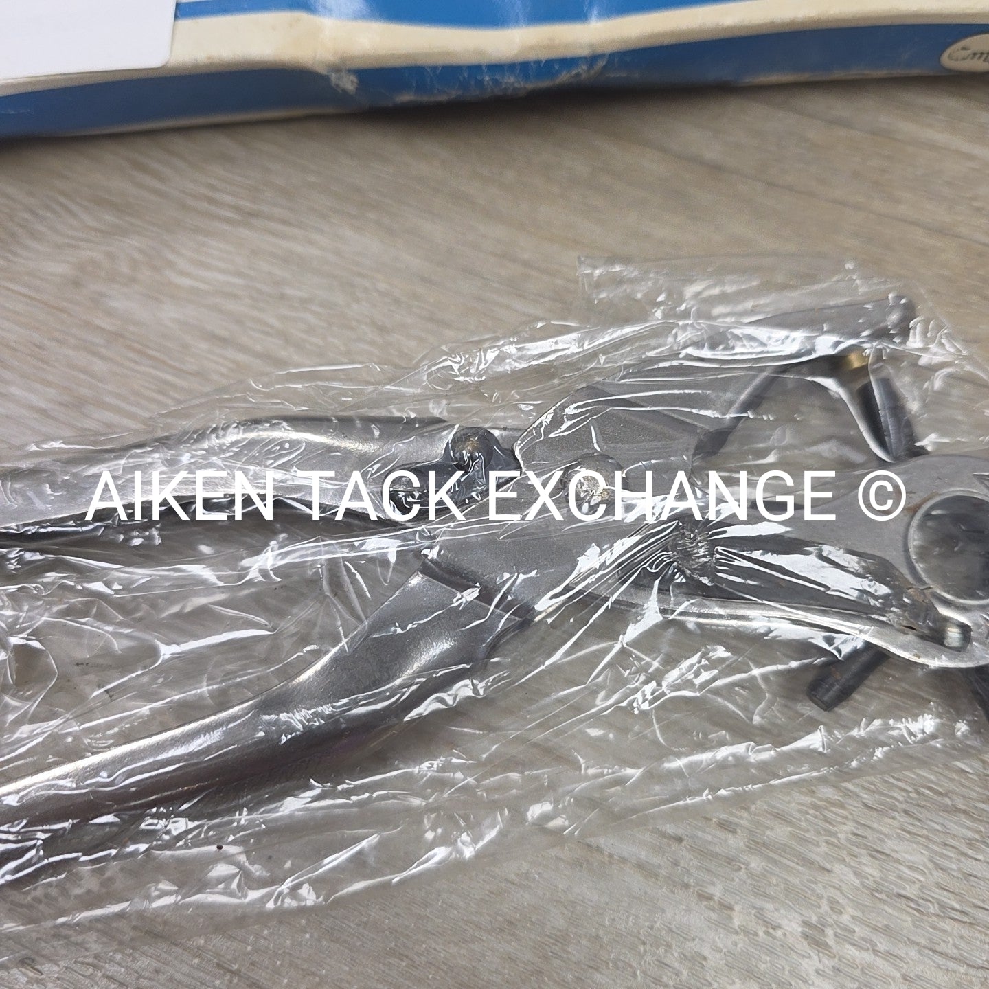 6-Way Hole Punch