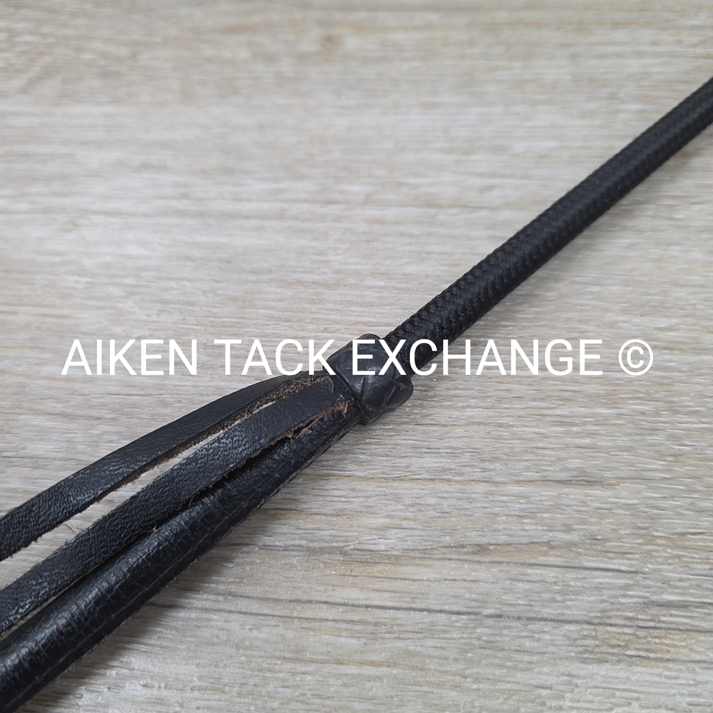 County Riding Crop / Whip with Loop Handle, Black
