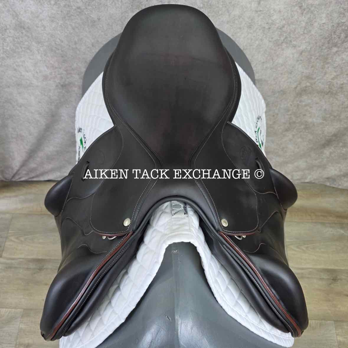2012 Devoucoux Chiberta Monoflap Jump Saddle, 18" Seat, Medium Wide Tree, 3AR Flap, Foam Panels, Full Buffalo Leather