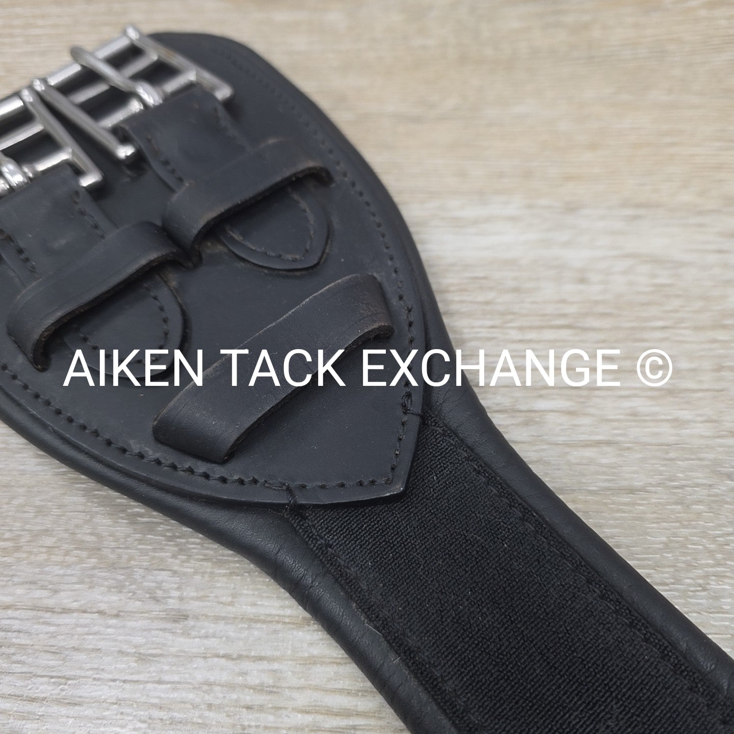 Cadence Anatomic Contour Short Girth, Black, 28"