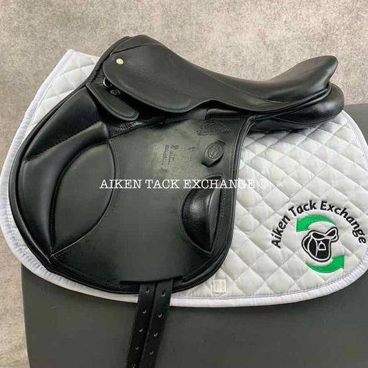 **SOLD** 2020 Berney Brothers Grand Olympic Monoflap Jump Saddle, 17" Seat, Medium Tree, Wool Flocked Panels