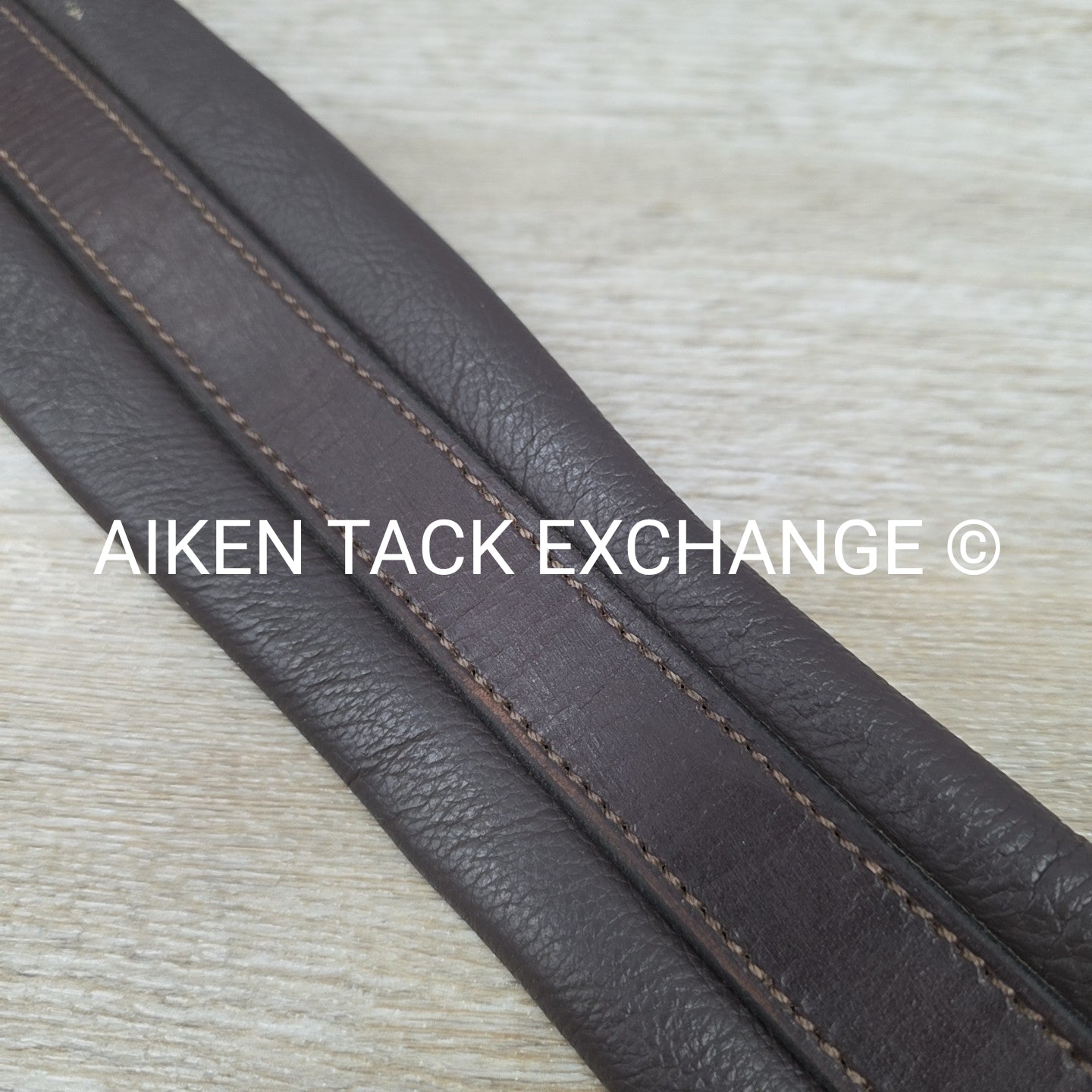 English Girth with Single End Elastic, Brown, 40"