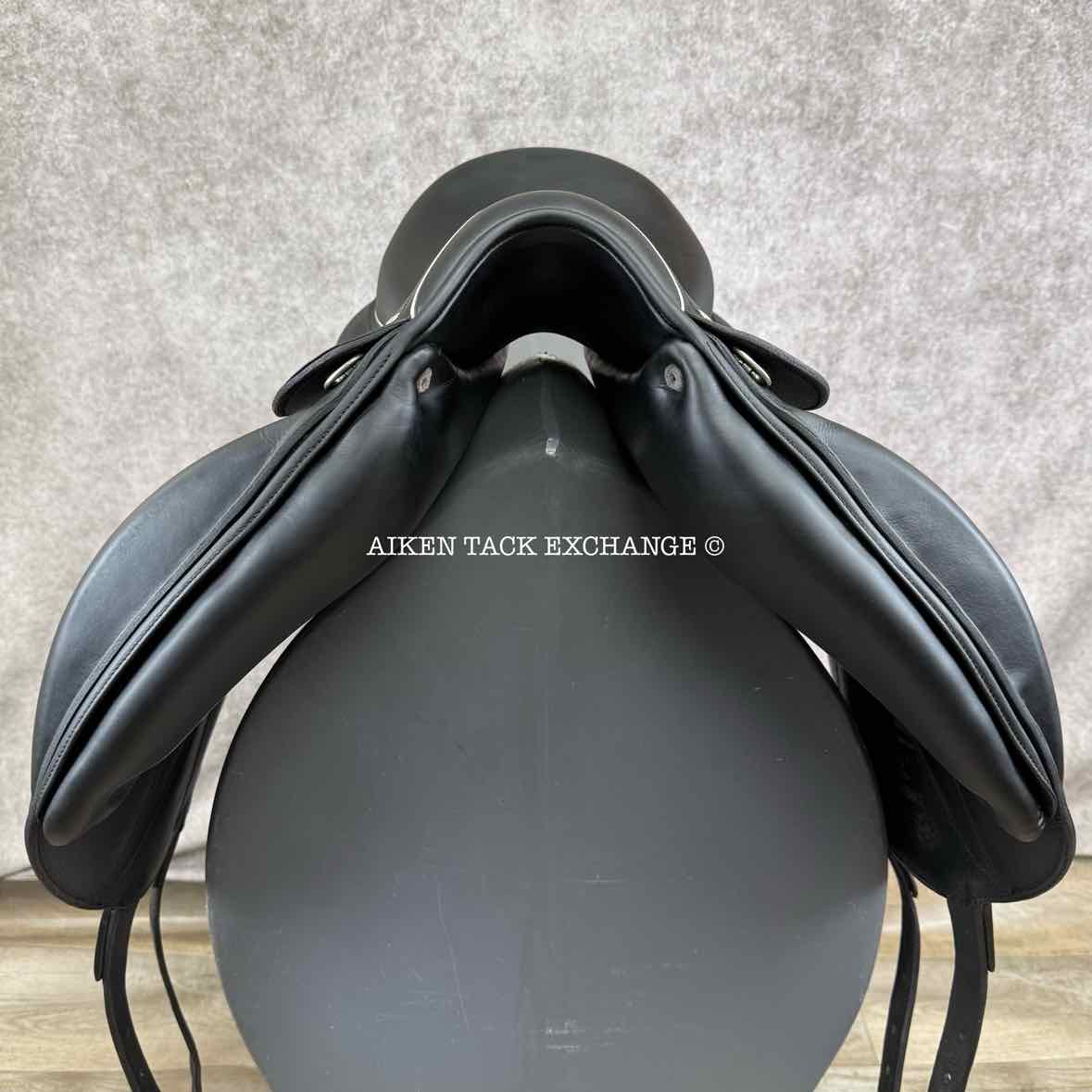 2015 Devoucoux Makila O Monoflap Dressage Saddle, 18" Seat, 1 Flap, Medium Wide Tree, D3D Panels, Full Buffalo Leather