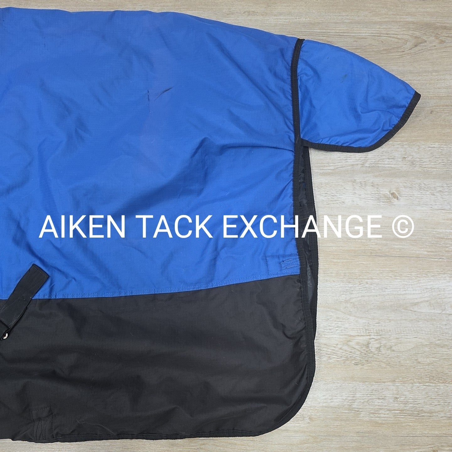 Tough 1 Medium Weight Turnout Blanket, 84"