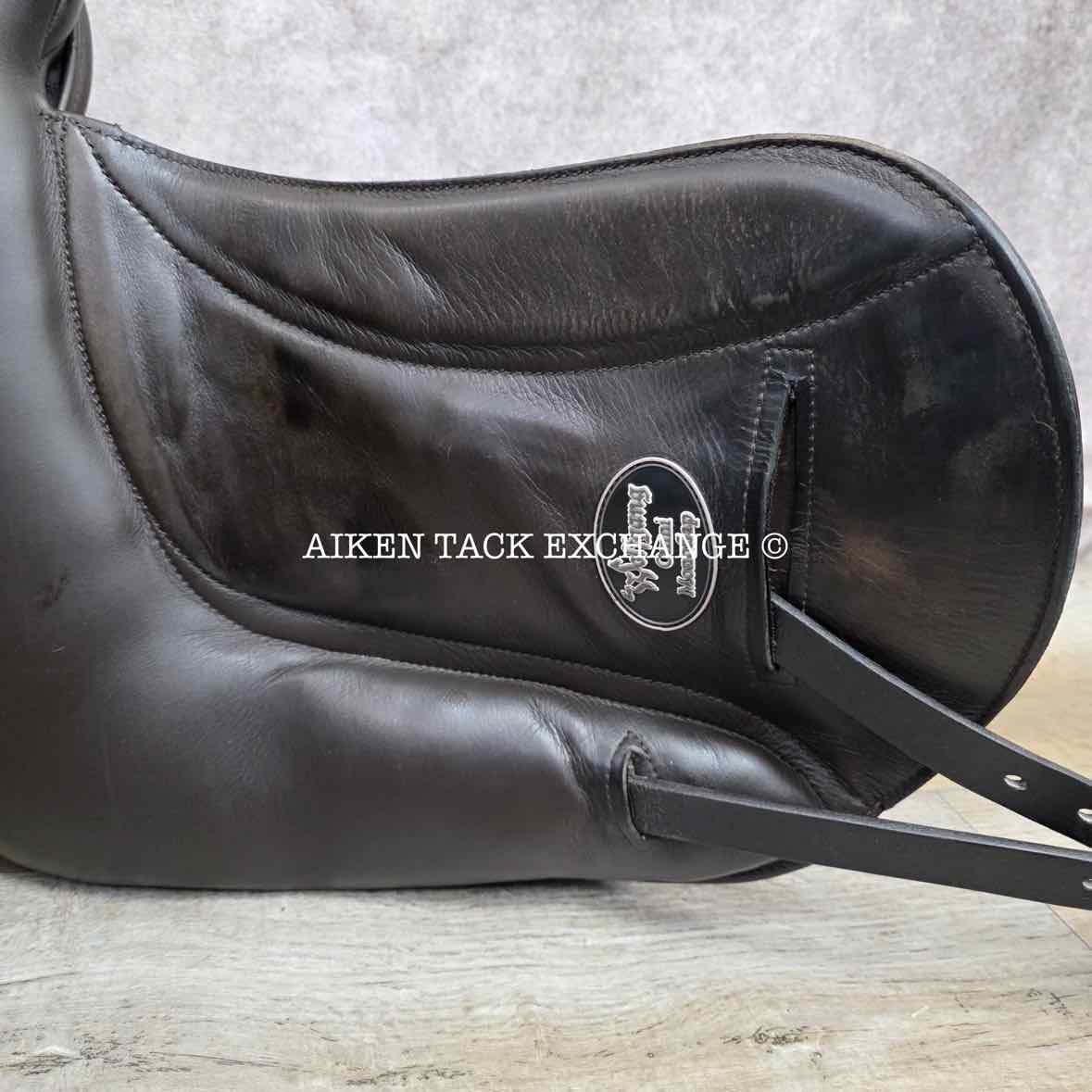 2019 Custom Saddlery Wolfgang Omni Monoflap Dressage Saddle, 17" Seat, Adjustable Tree, Wool Flocked Panels