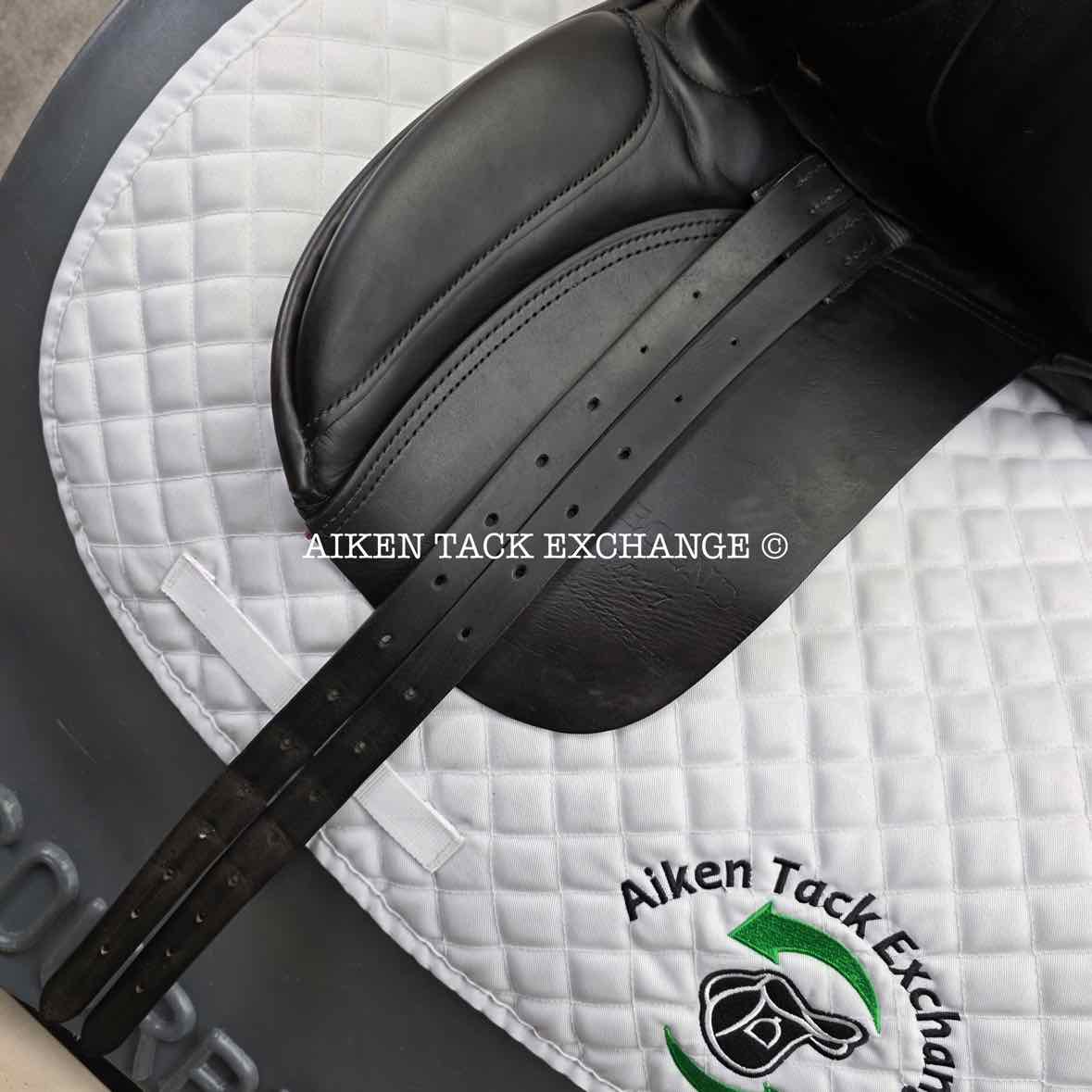 Legend Dressage Saddle, 17" Seat, M/MW Tree, Wool Flocked Panels