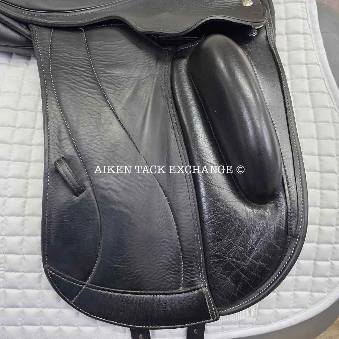 2017 Custom Saddlery Wolfgang Constanze Monoflap Dressage Saddle, 17.5" Seat, Adjustable Tree, Wool Flocked Panels
