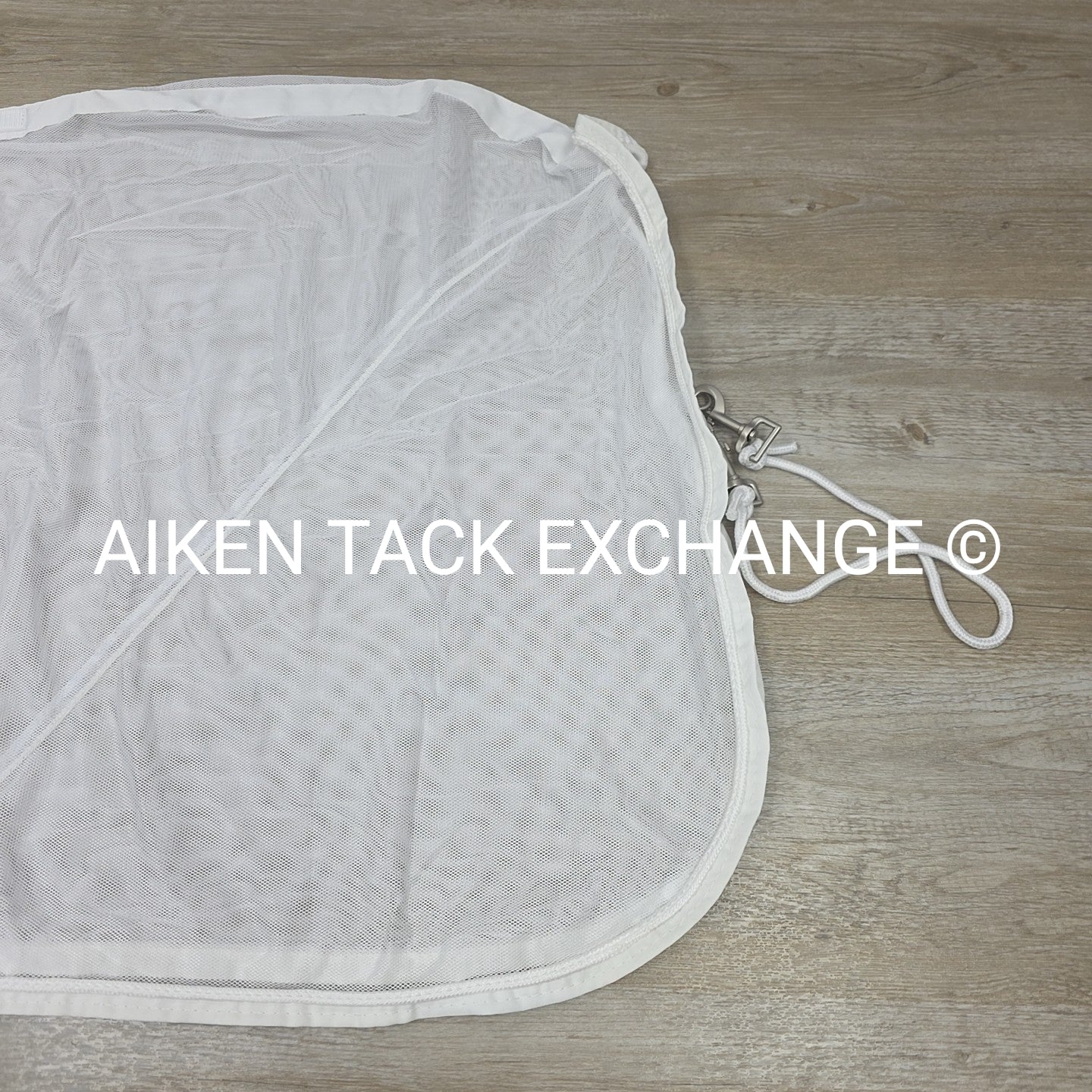 Fenwick Equestrian BodyGuard Mesh Cooler, White (has some marks) 62"