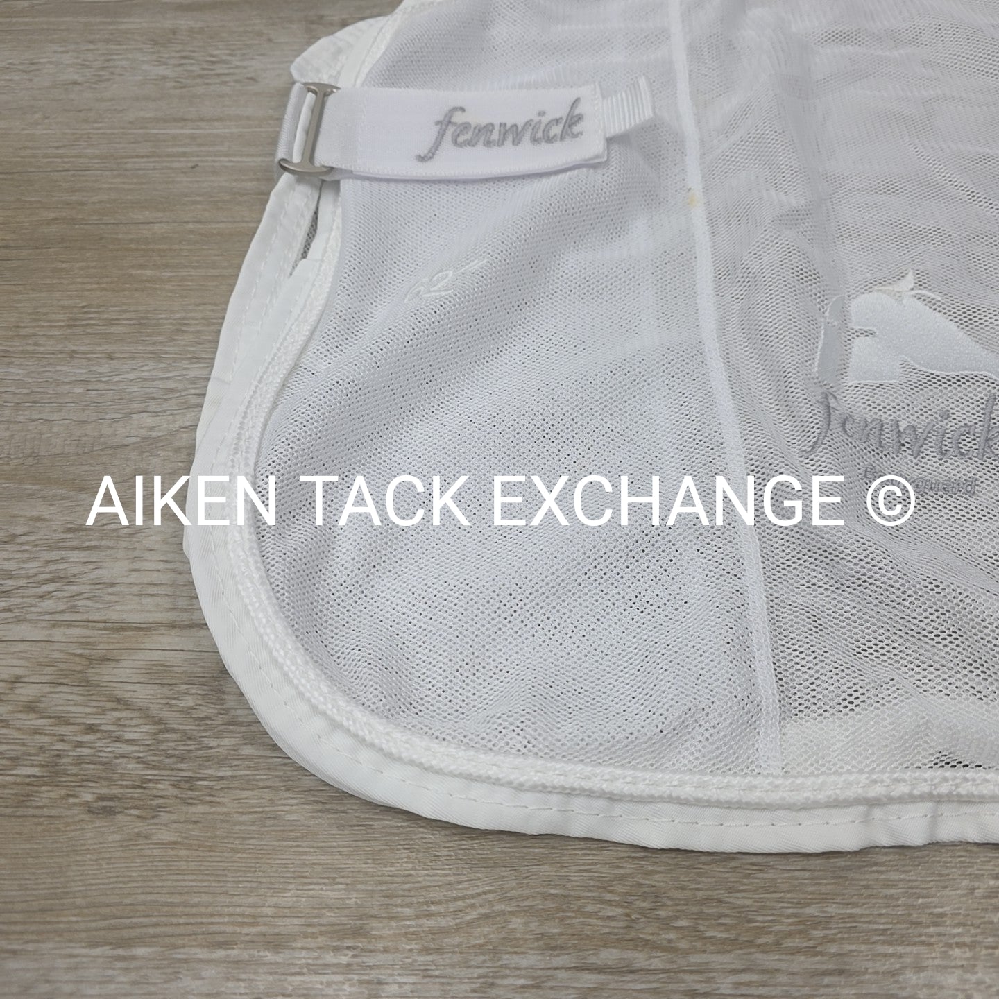 Fenwick Equestrian BodyGuard Mesh Cooler, White (has some marks) 62"