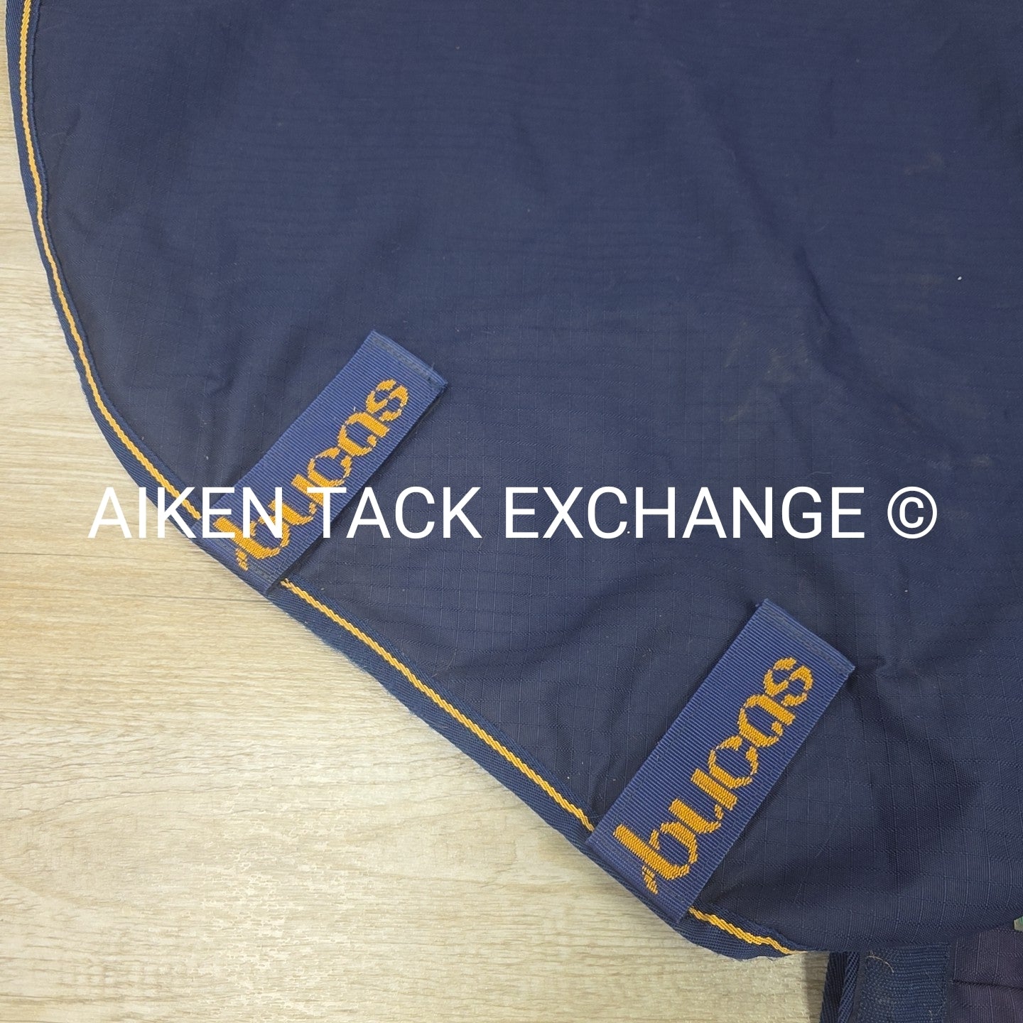 Bucas Lightweight Irish Turnout Blanket with Neck Cover, 78"