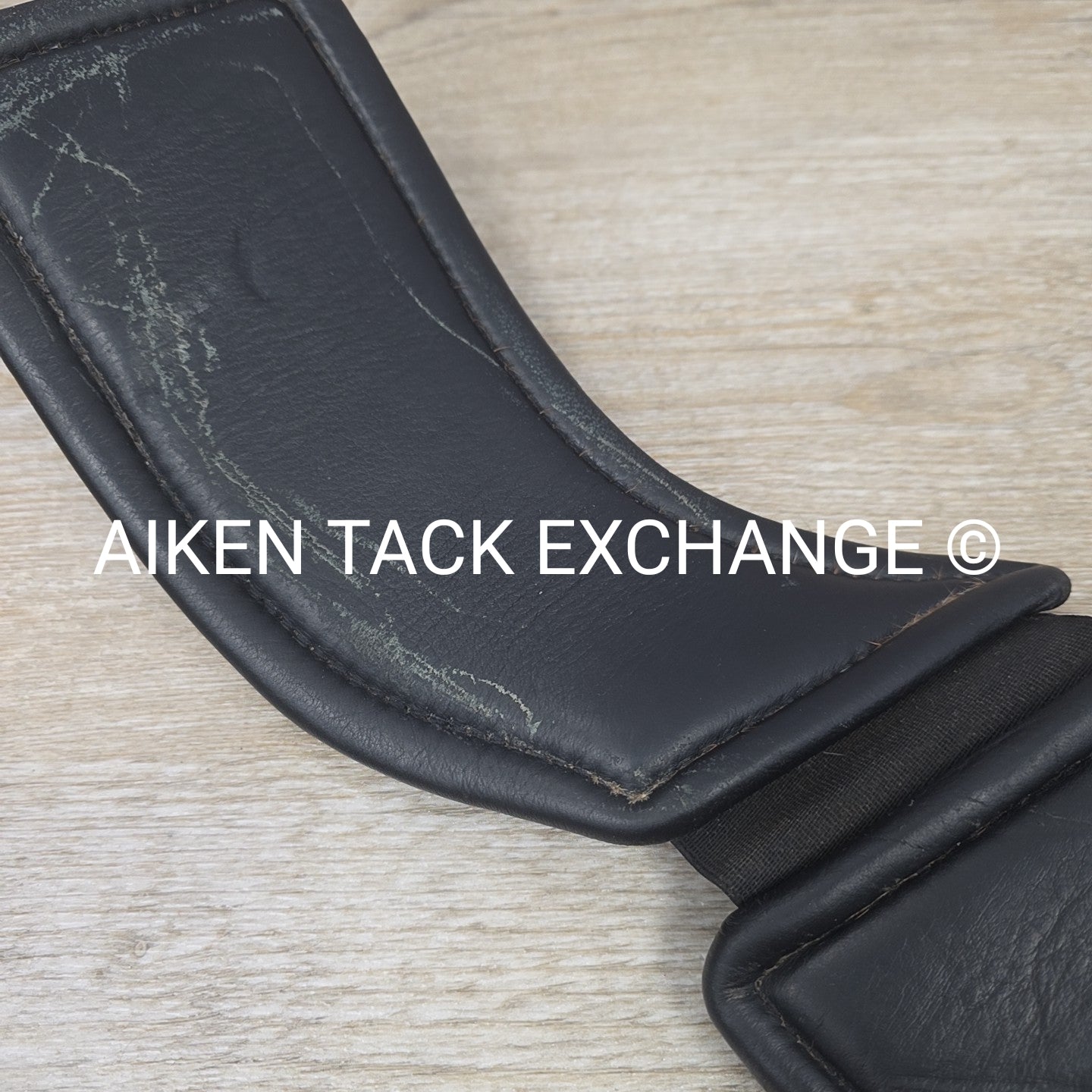 Total Saddle Fit StretchTec Shoulder Relief Girth with Leather Liner, Black, 20"