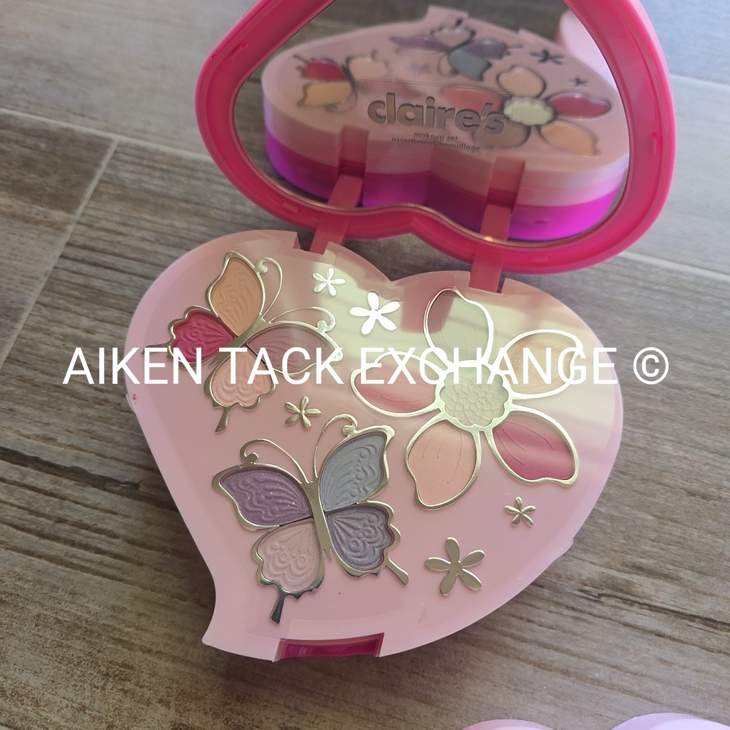 Claire's Beauty Set - 2 Makeup Palettes (1 Large, 1 Small)