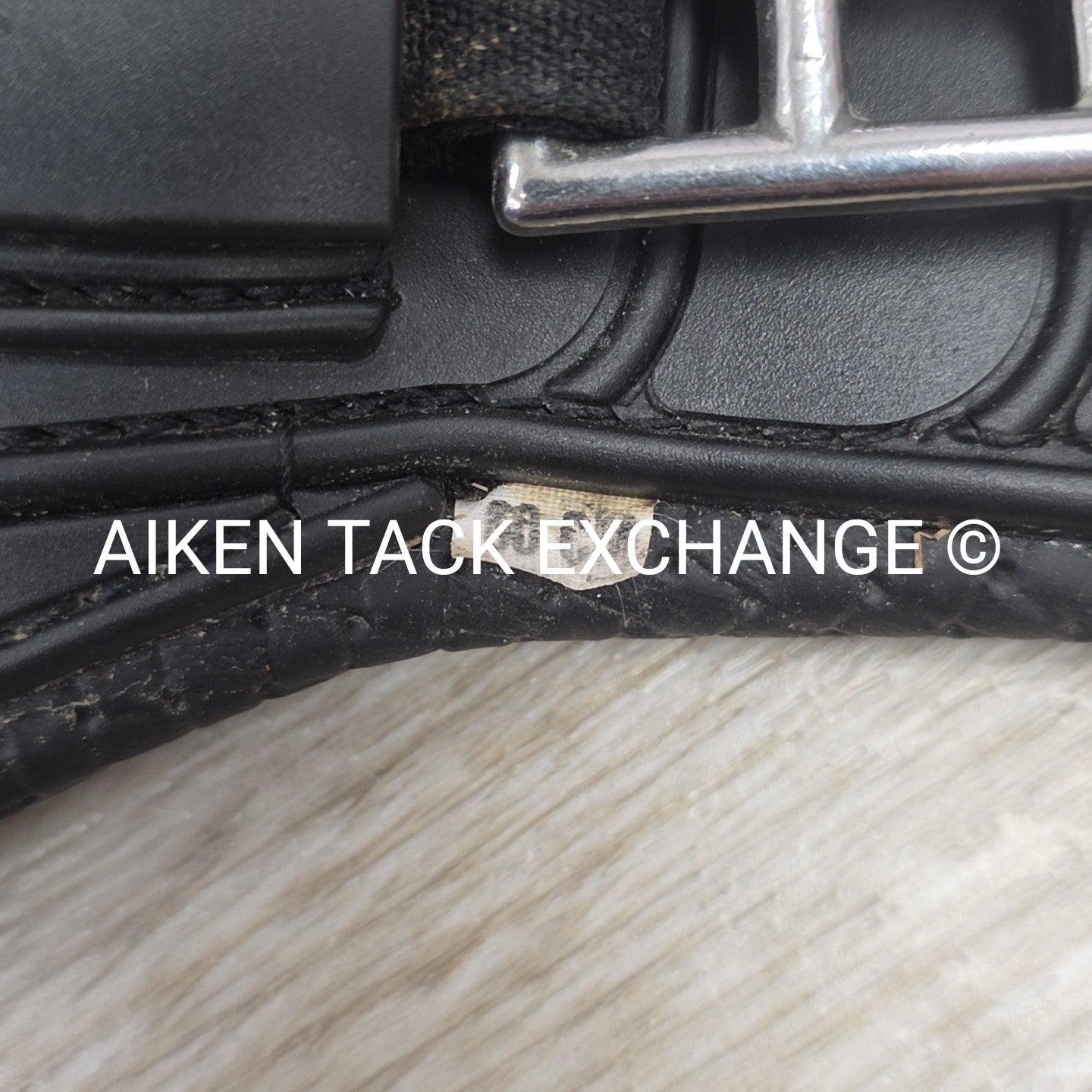 Acavallo Gel & PVC Short Stud Guard Belly Guard Girth, Black, 24"