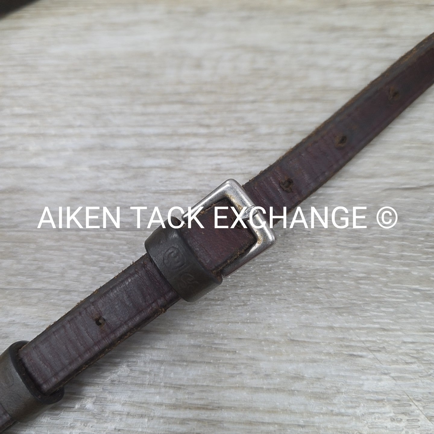 BARGAIN BUNDLE: Stubben Bradoon Hanger & Neck Strap, Brown