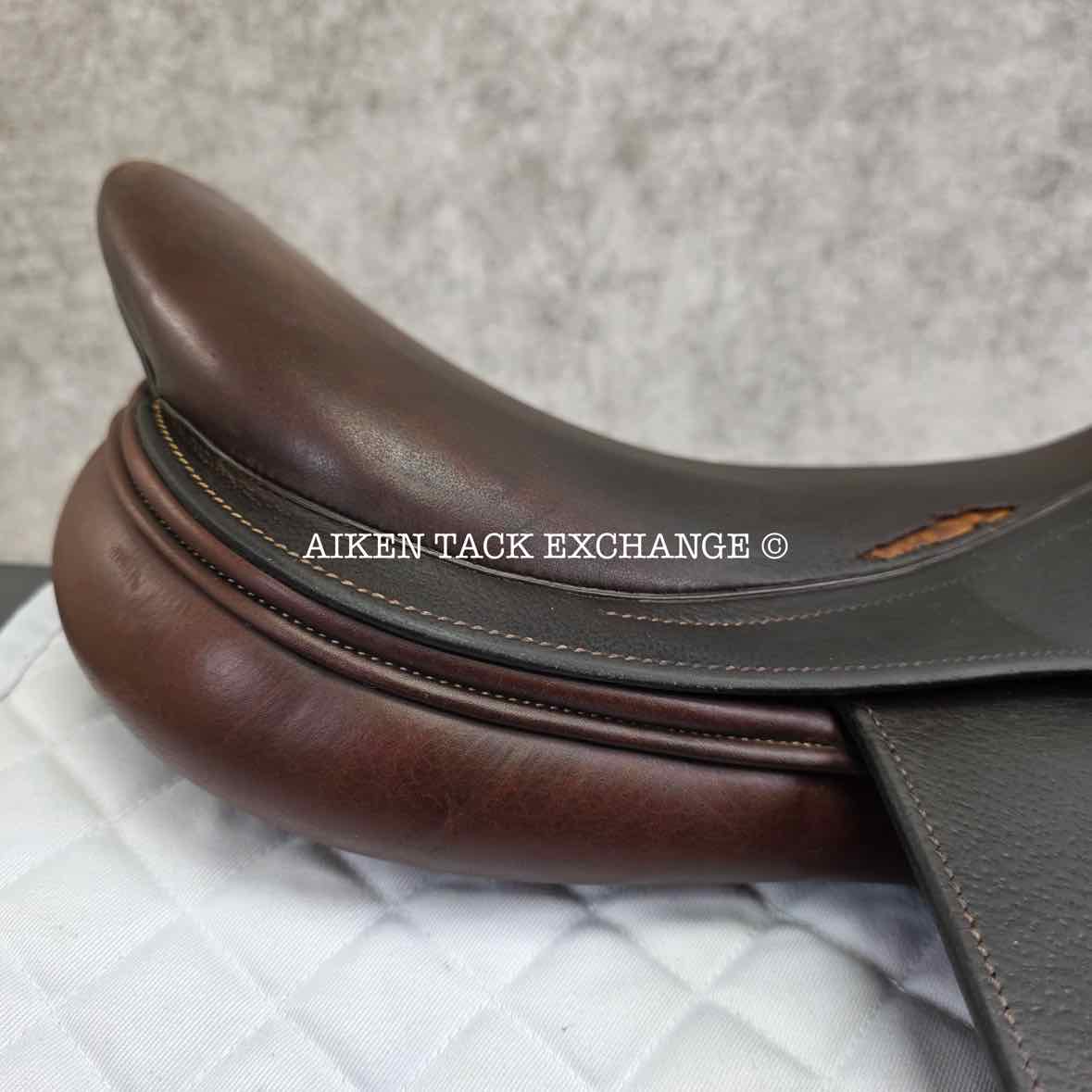 Ovation Ruiz Diaz Close Contact Jump Saddle, 17.5" Seat, Medium Tree, Foam Panels