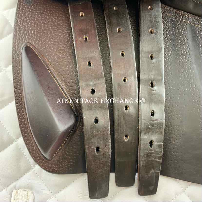**SOLD** 2016 CWD SE02 Close Contact Jump Saddle, 17.5" Seat, 2L Flap, Medium Tree, Foam Panels