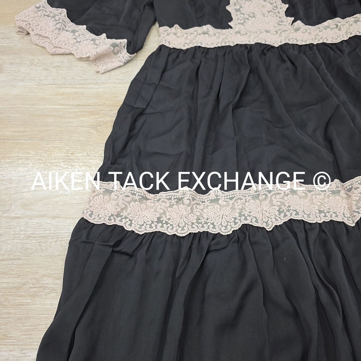 Venus Short Sleeve Dress, Size 12