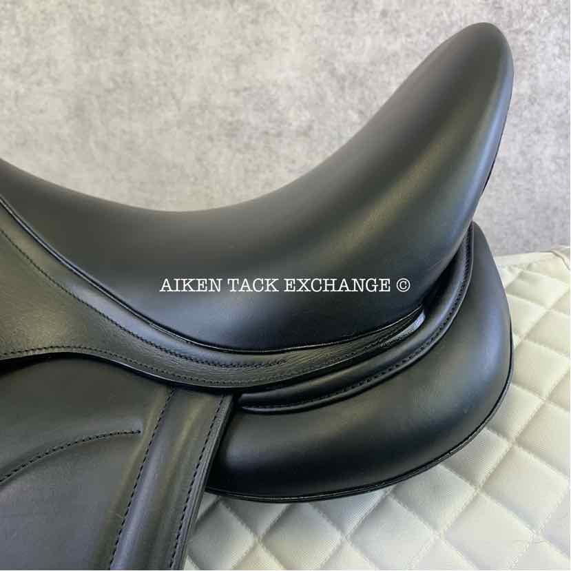 **SOLD** 2021 Arion Monoflap Dressage Saddle, 17" Seat, 1C Flap - Short, Medium Wide/Wide Tree, Foam Panels, Buffalo Leather