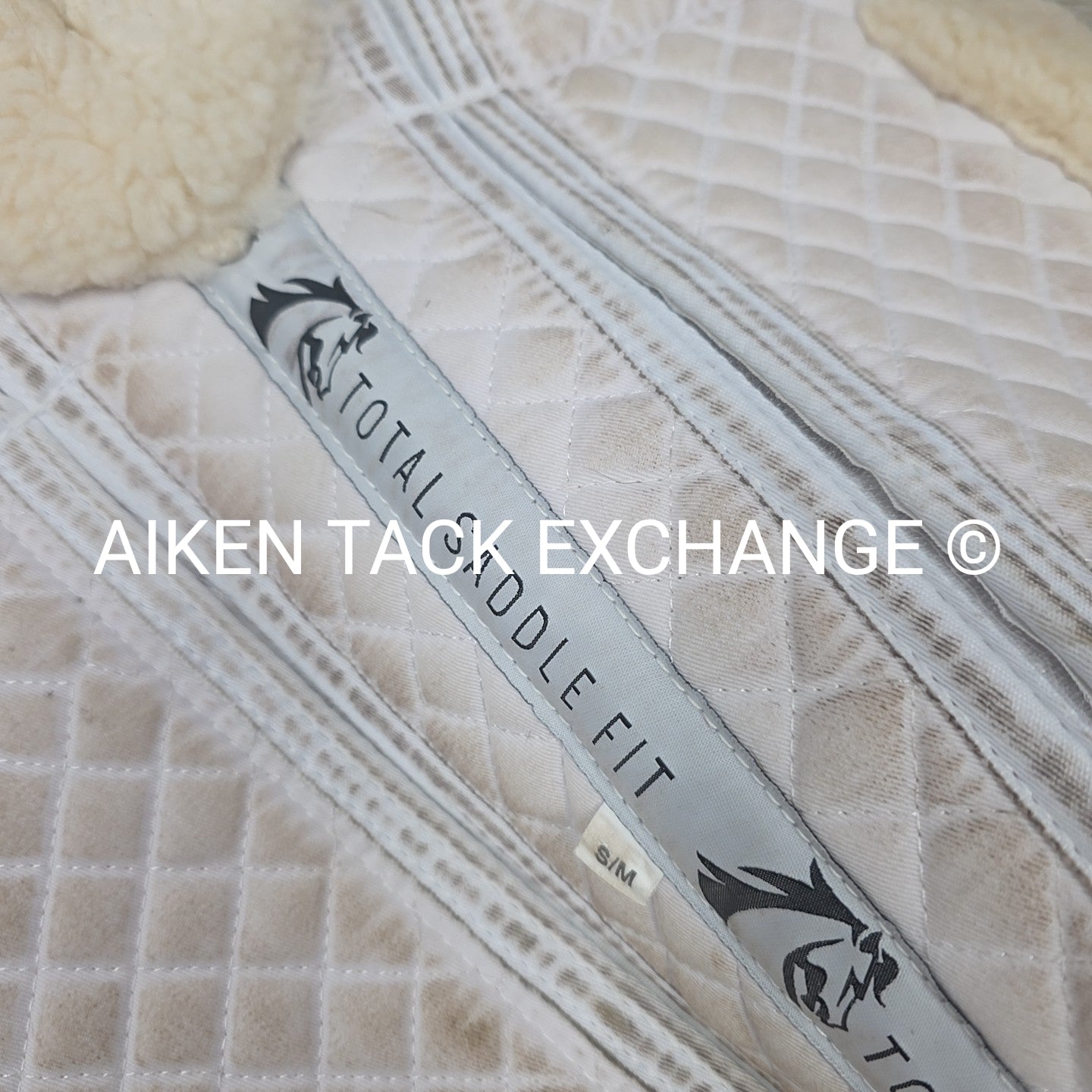 Total Saddle Fit 6 Point Sheepskin Half Pad with Wither Freedom, Size S / M