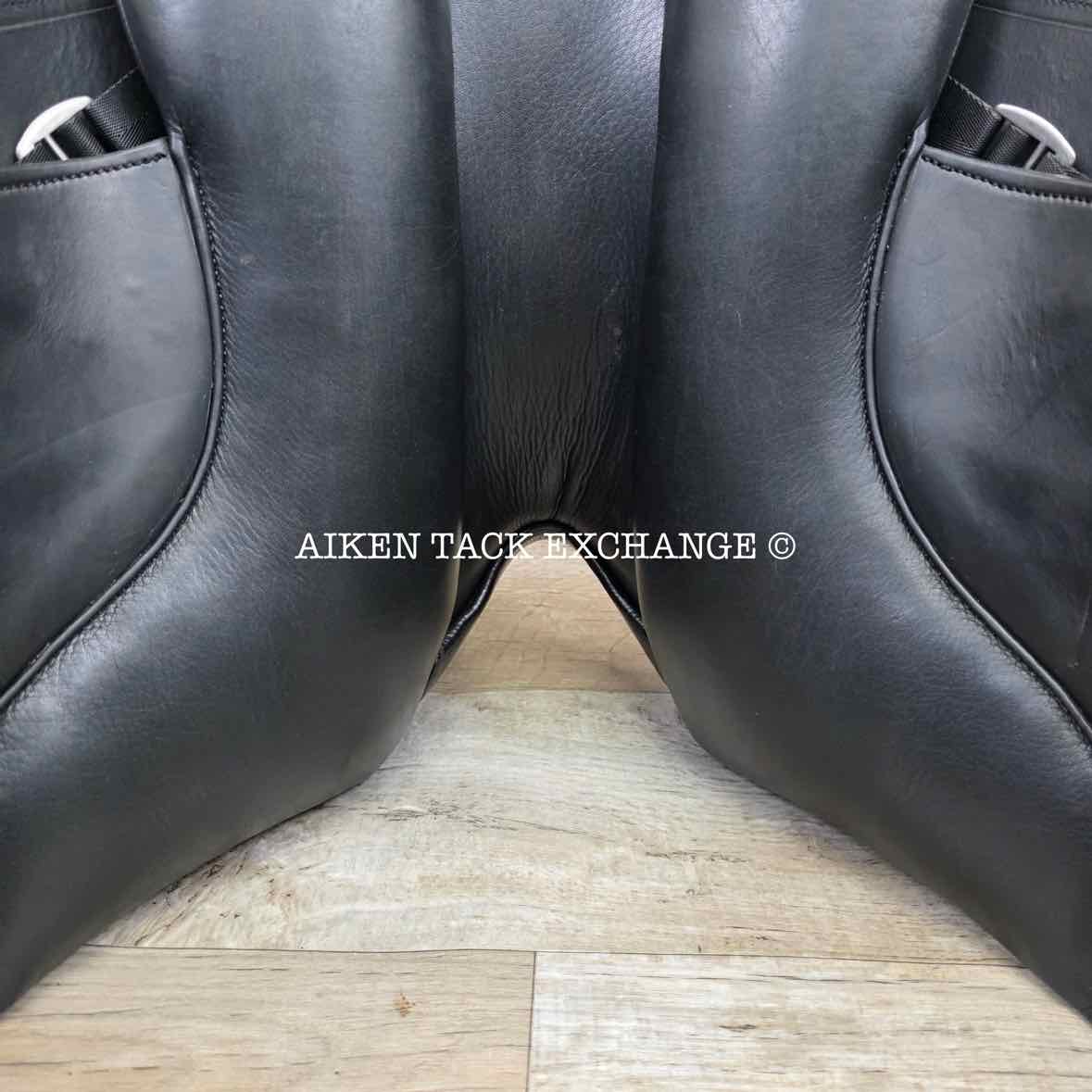 2018 Schleese Prelude Dressage Saddle, 17.5" Seat, Short Flap, Adjustable AdapTree, Wool Flocked Panels