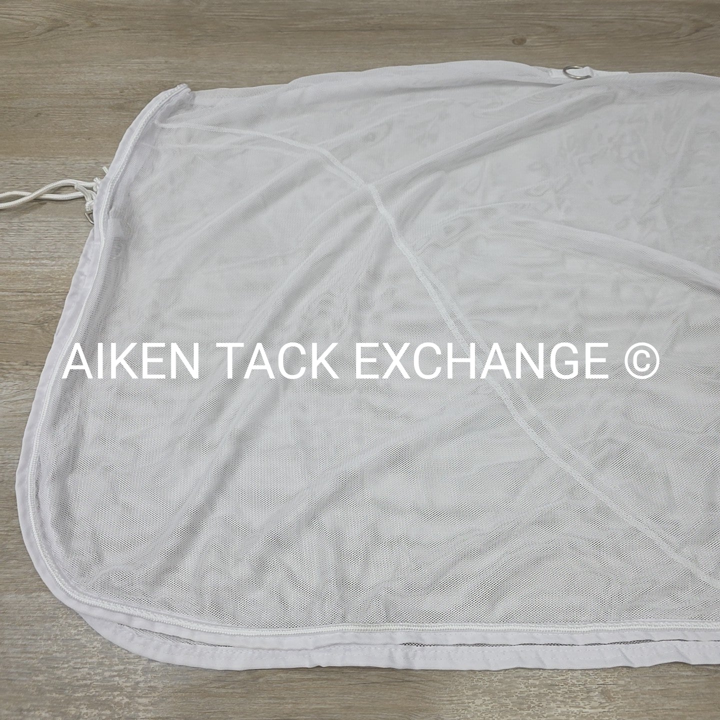 Fenwick Equestrian BodyGuard Mesh Cooler, White (has some marks) 62"