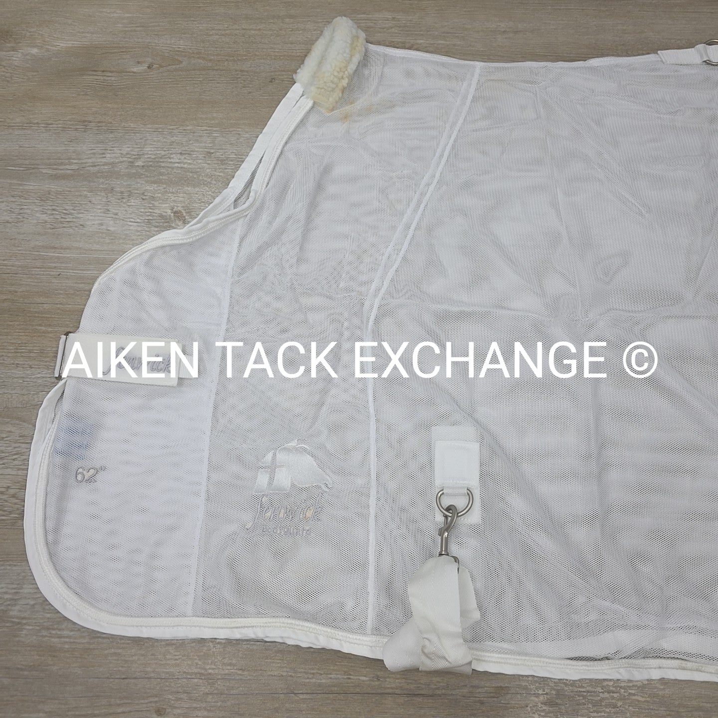 Fenwick Equestrian BodyGuard Mesh Cooler, White (has some marks) 62"
