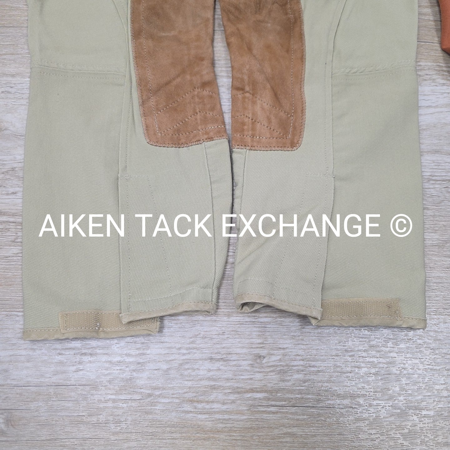 BARGAIN BUNDLE: Tuff Rider & Tailored Sportsman Breeches, 32 & Ovation Breeches,