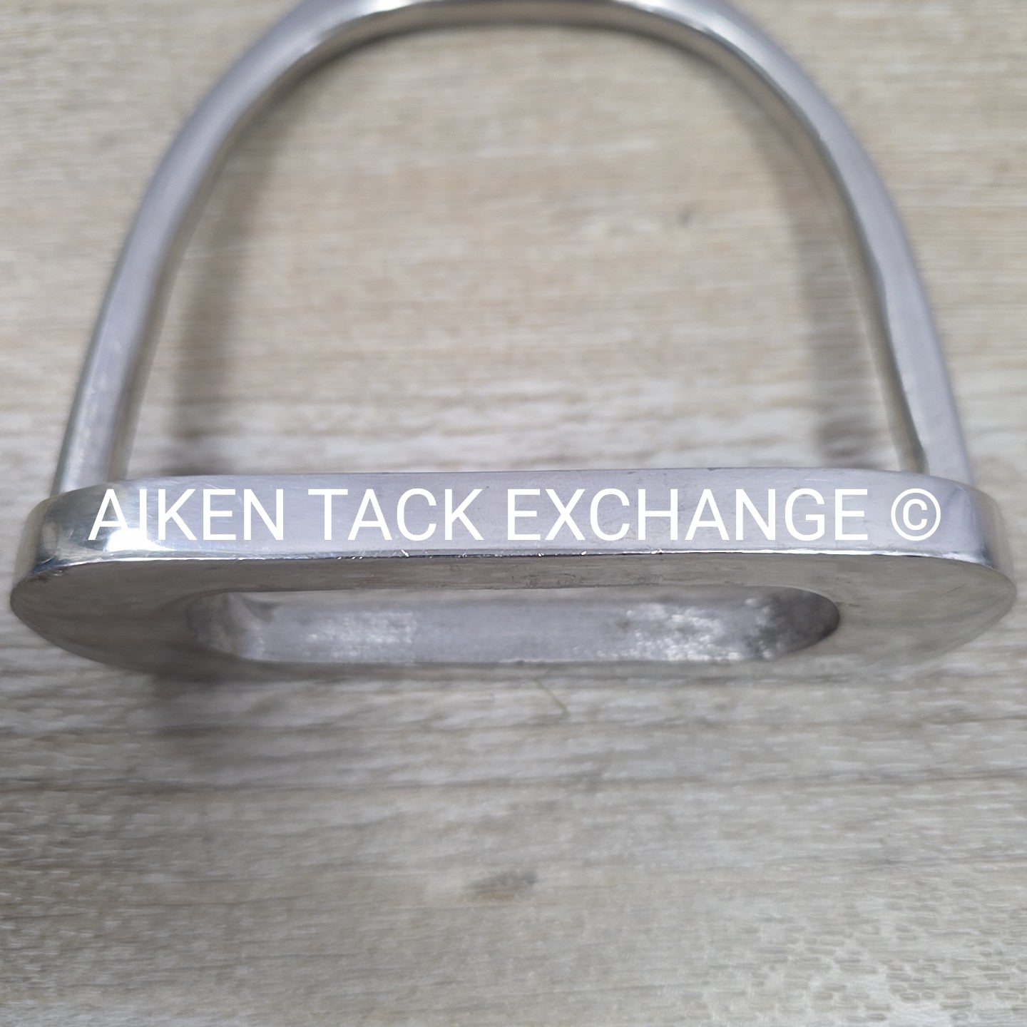 Fillis Stirrup Irons, Size 4.5" (No Pads)