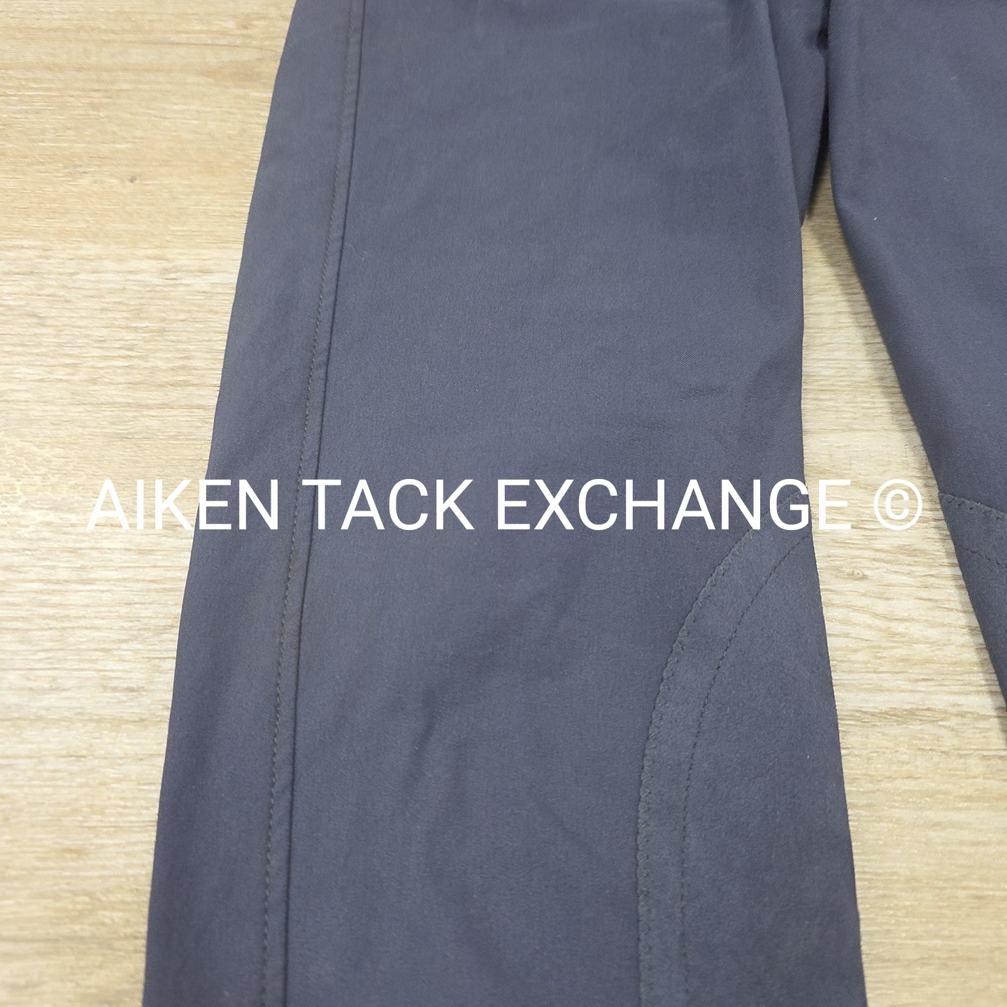 Tailored Sportsman Trophy Hunter Knee Patch Breeches, Size 26